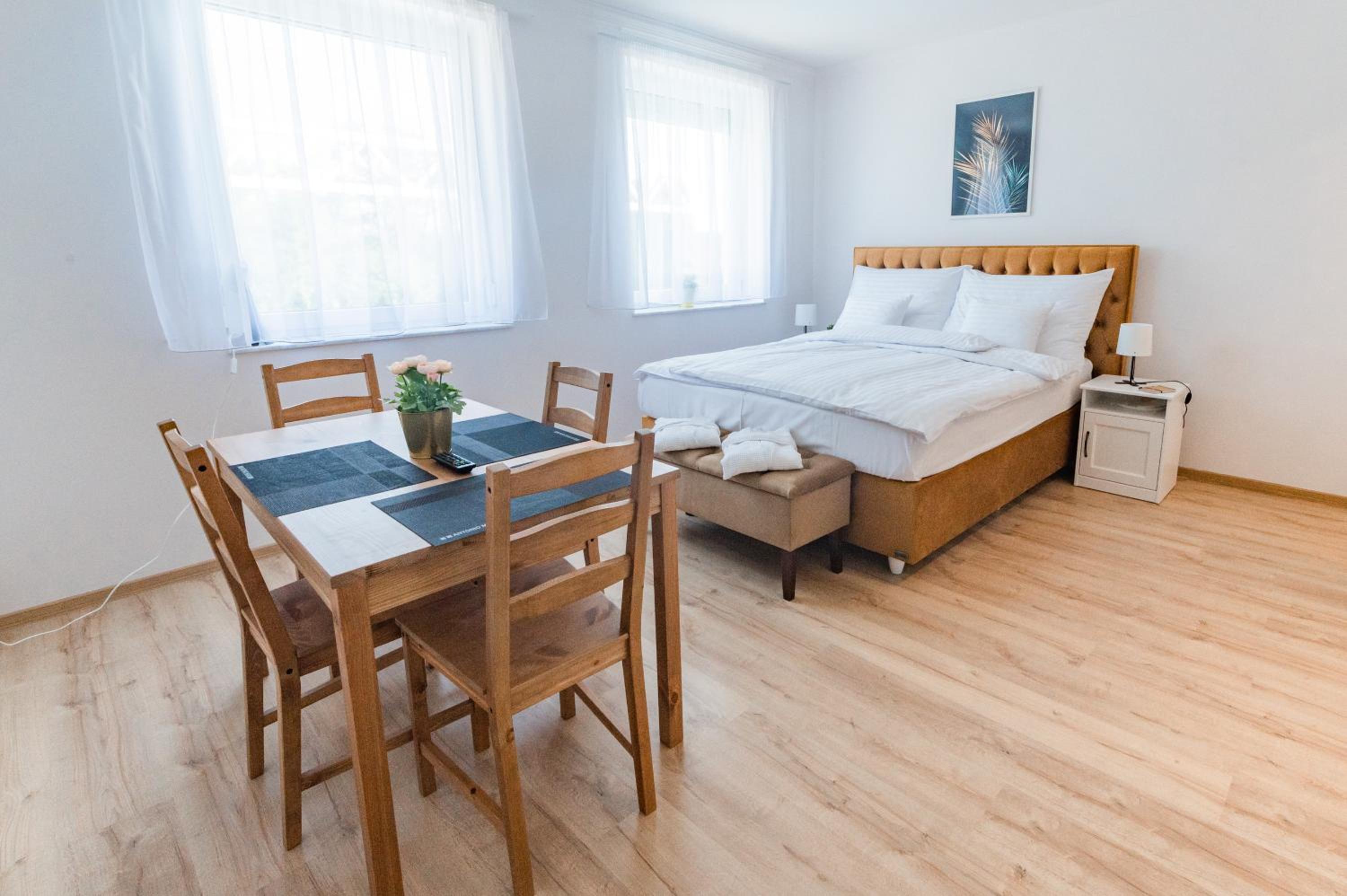Standard Double Room - Photo 5