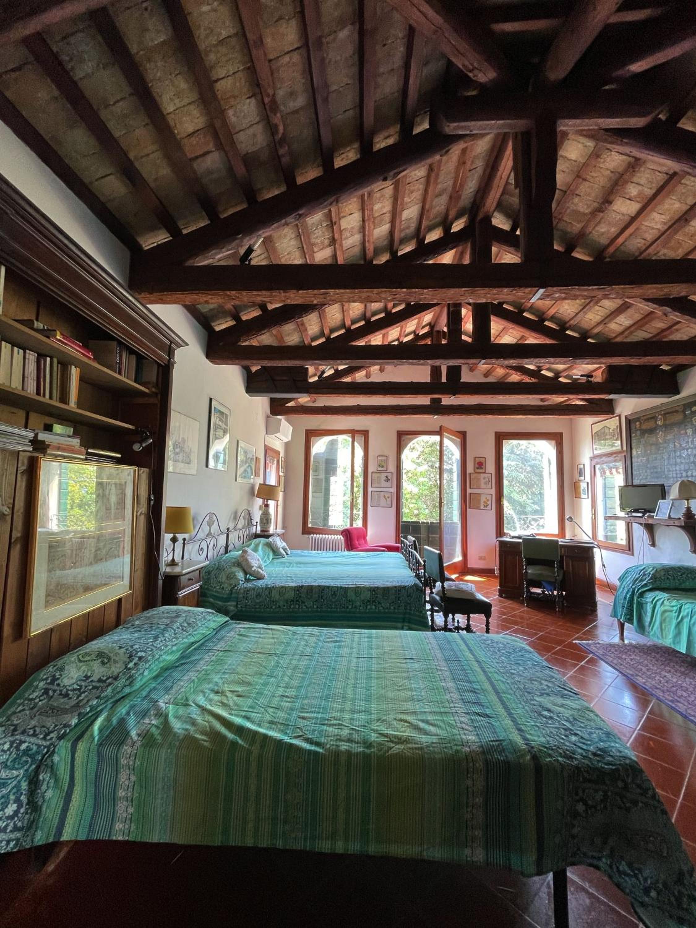 Triple Room - Attic photo 1