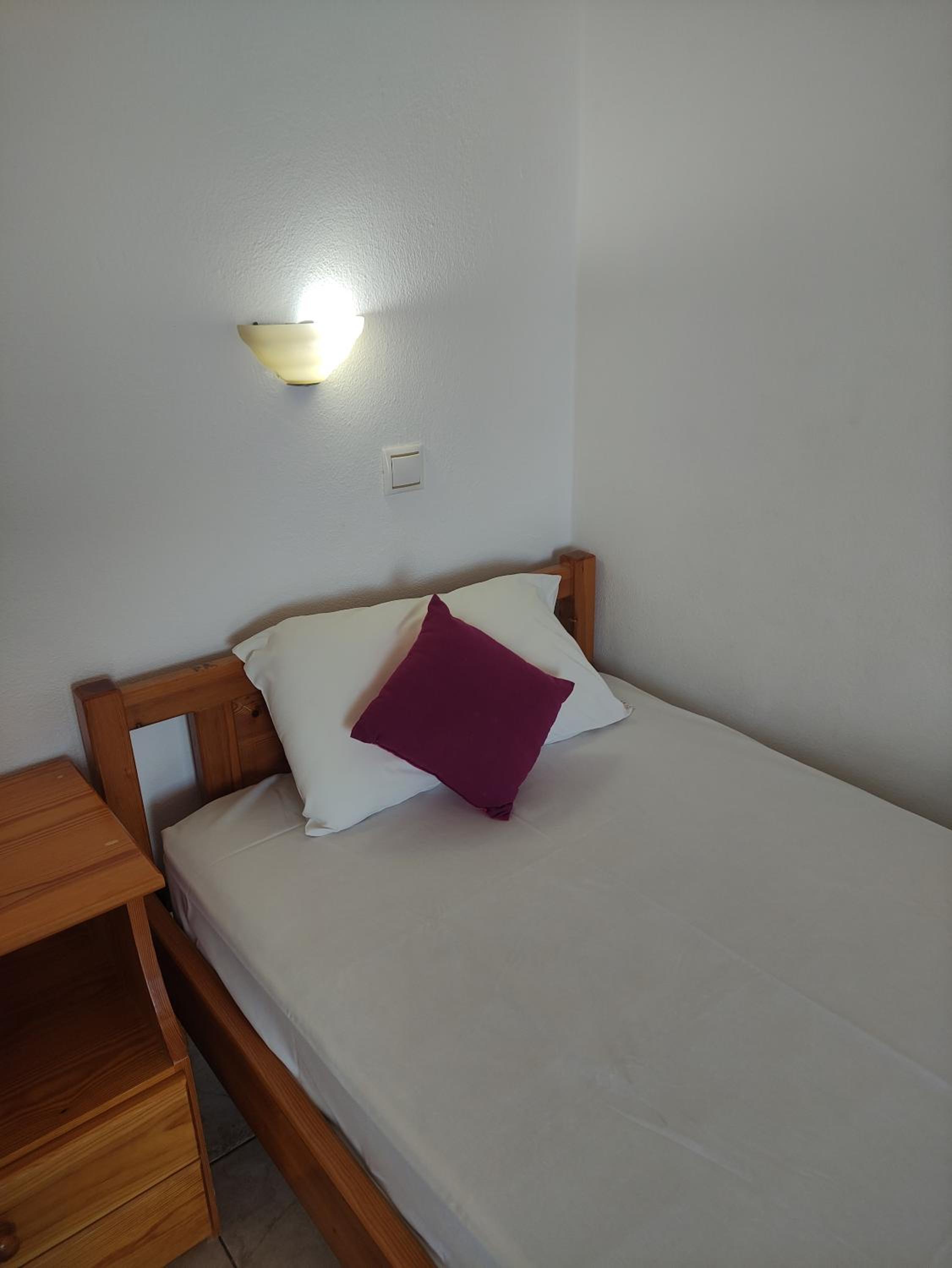 One-Bedroom Apartment - Photo 1