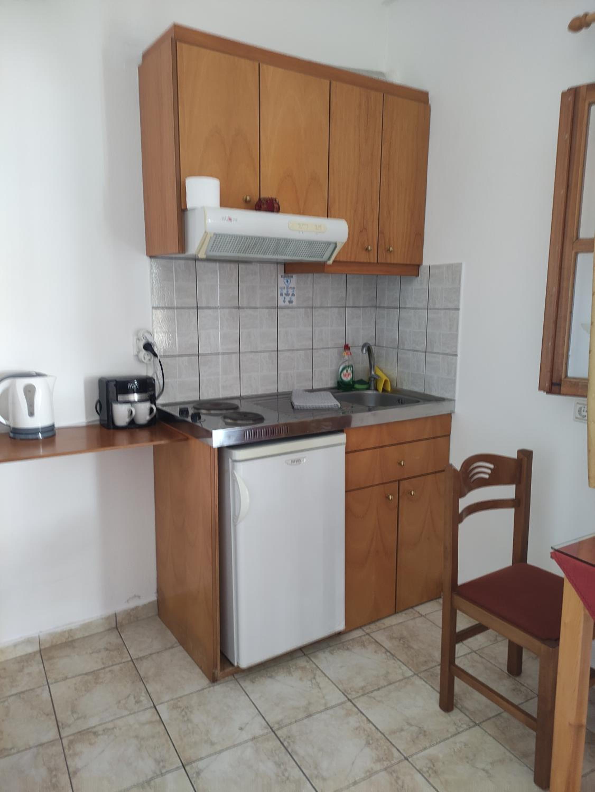One-Bedroom Apartment - Photo 10