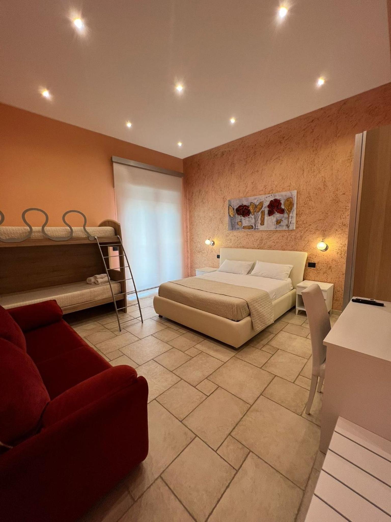 Family Suite with Balcony photo 1