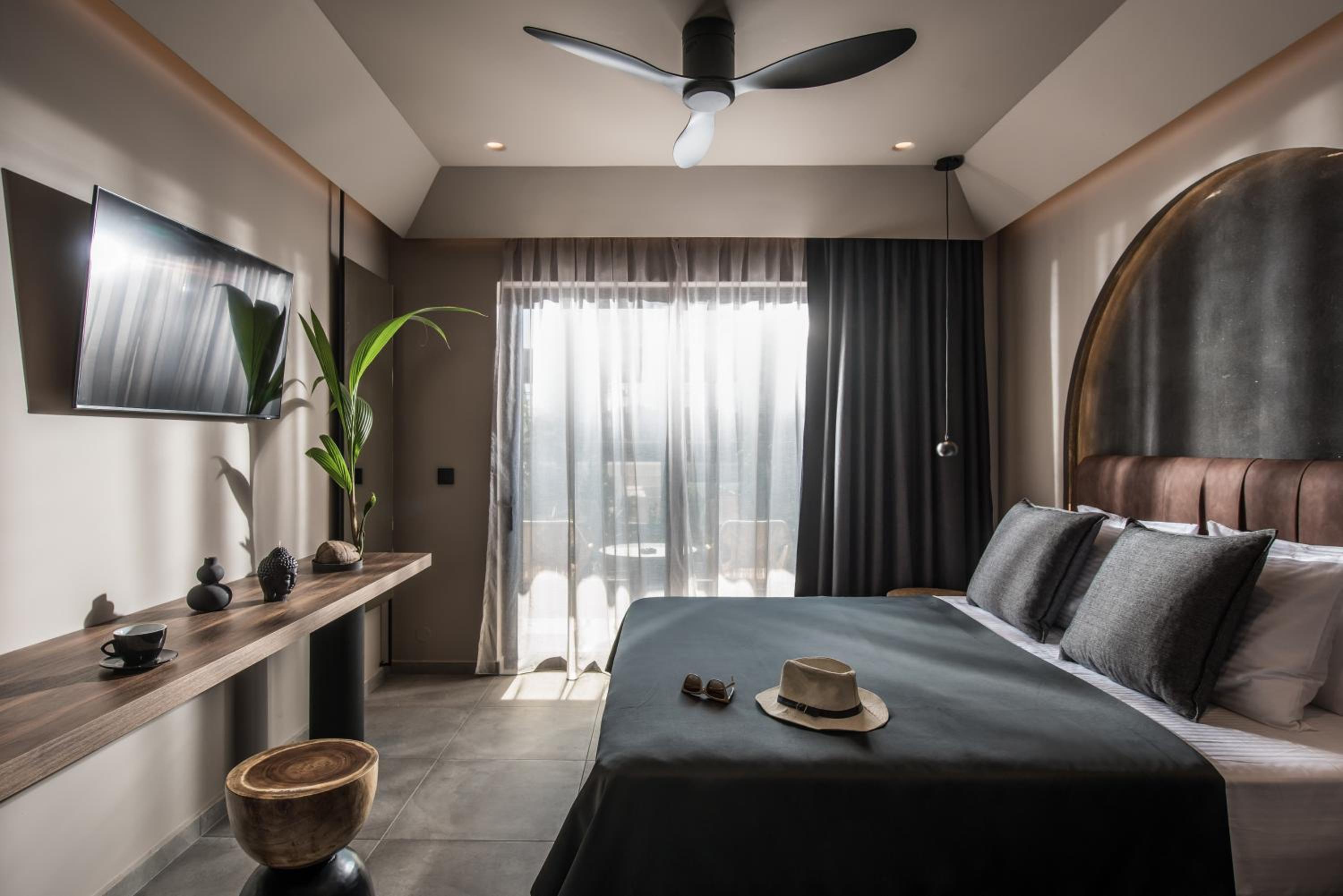 Veranda Suite with Private Jacuzzi