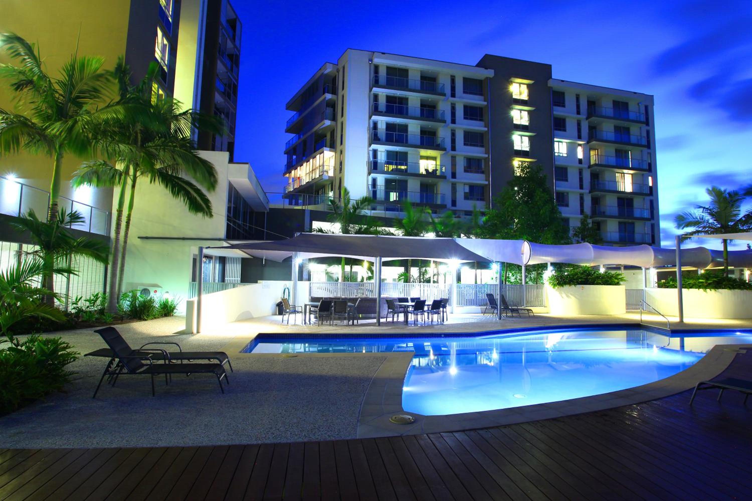 Two-Bedroom Apartment with Lake View