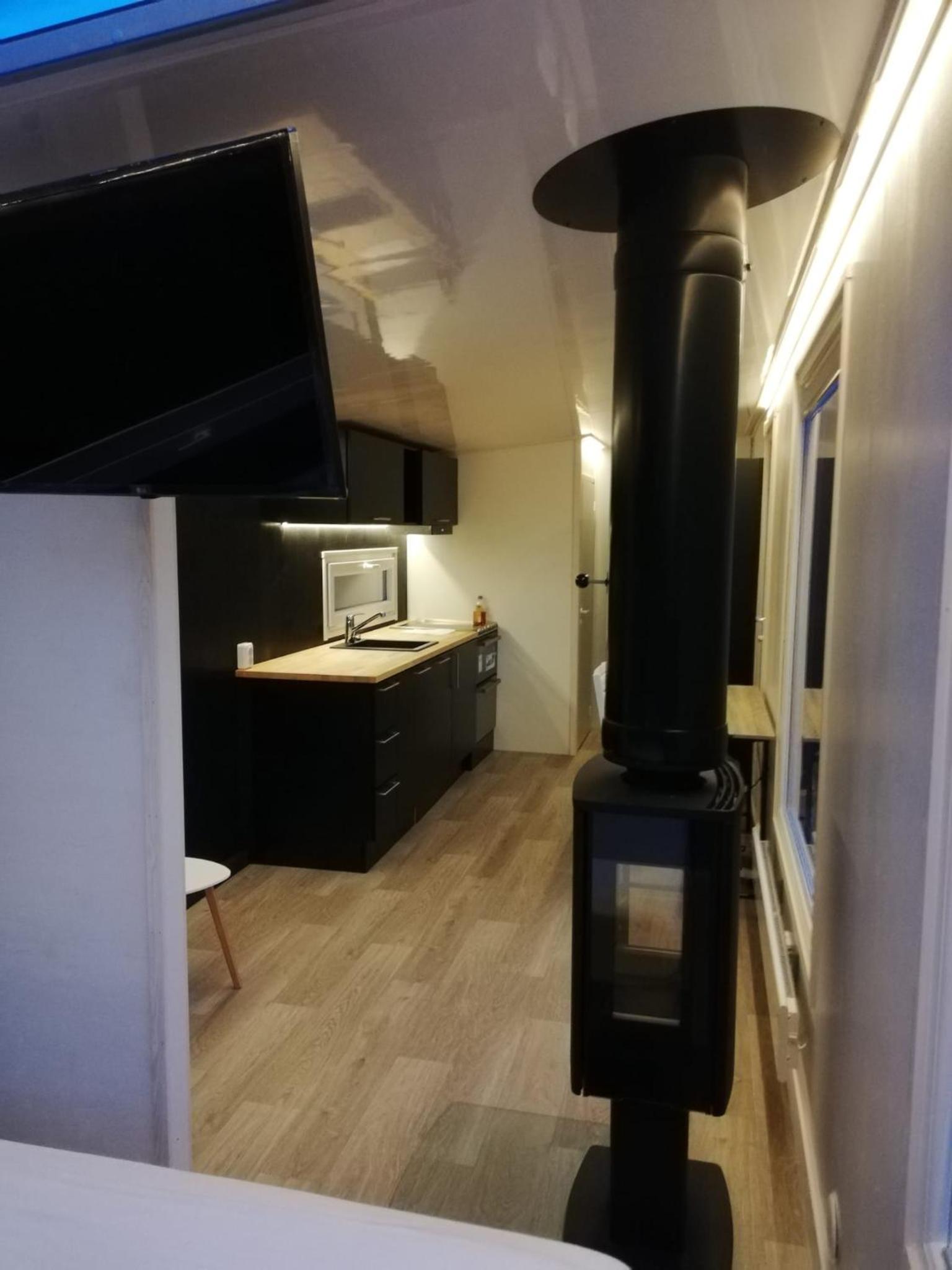 Deluxe Suite photo 2