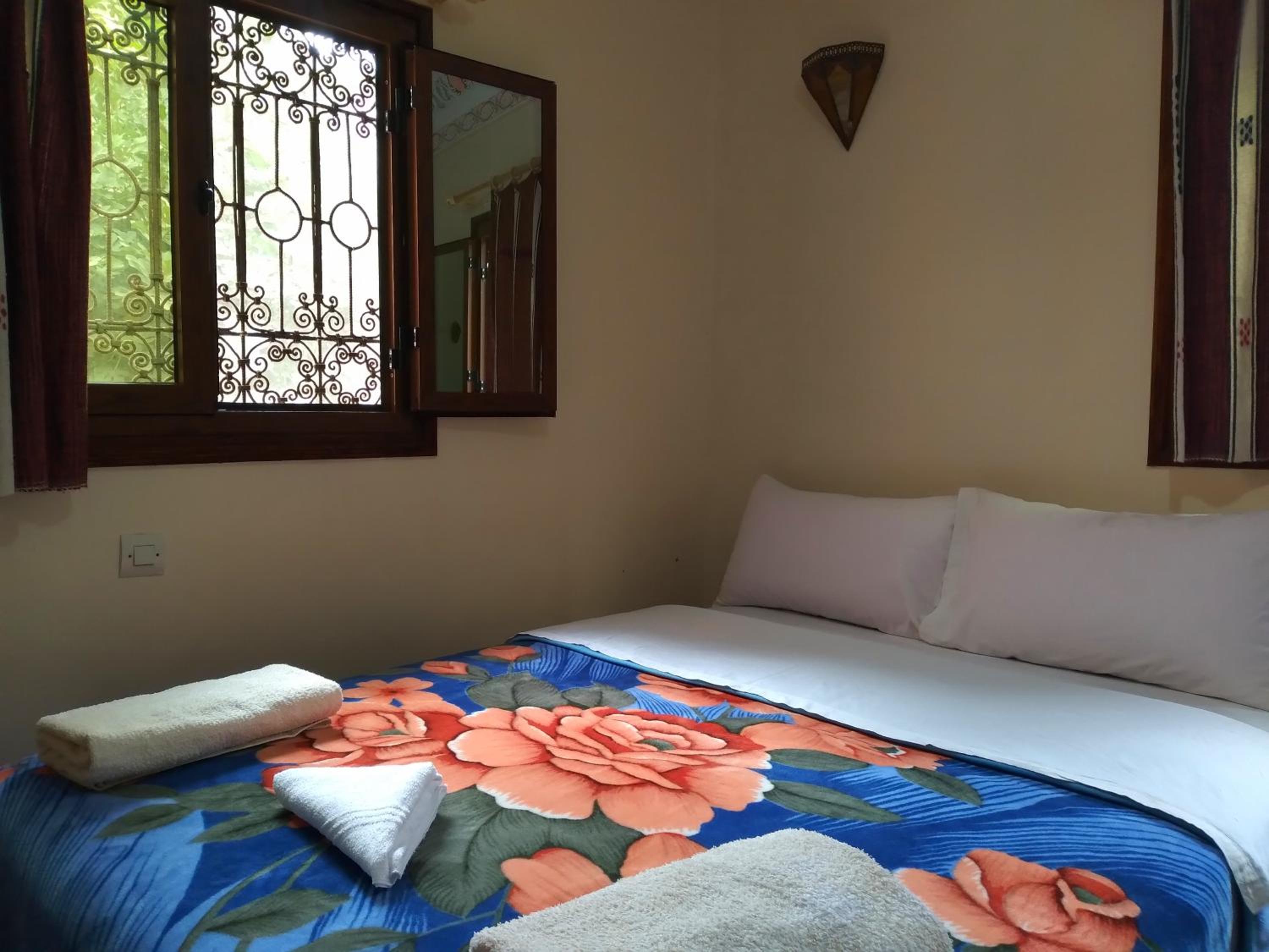 Double Room - Photo 2