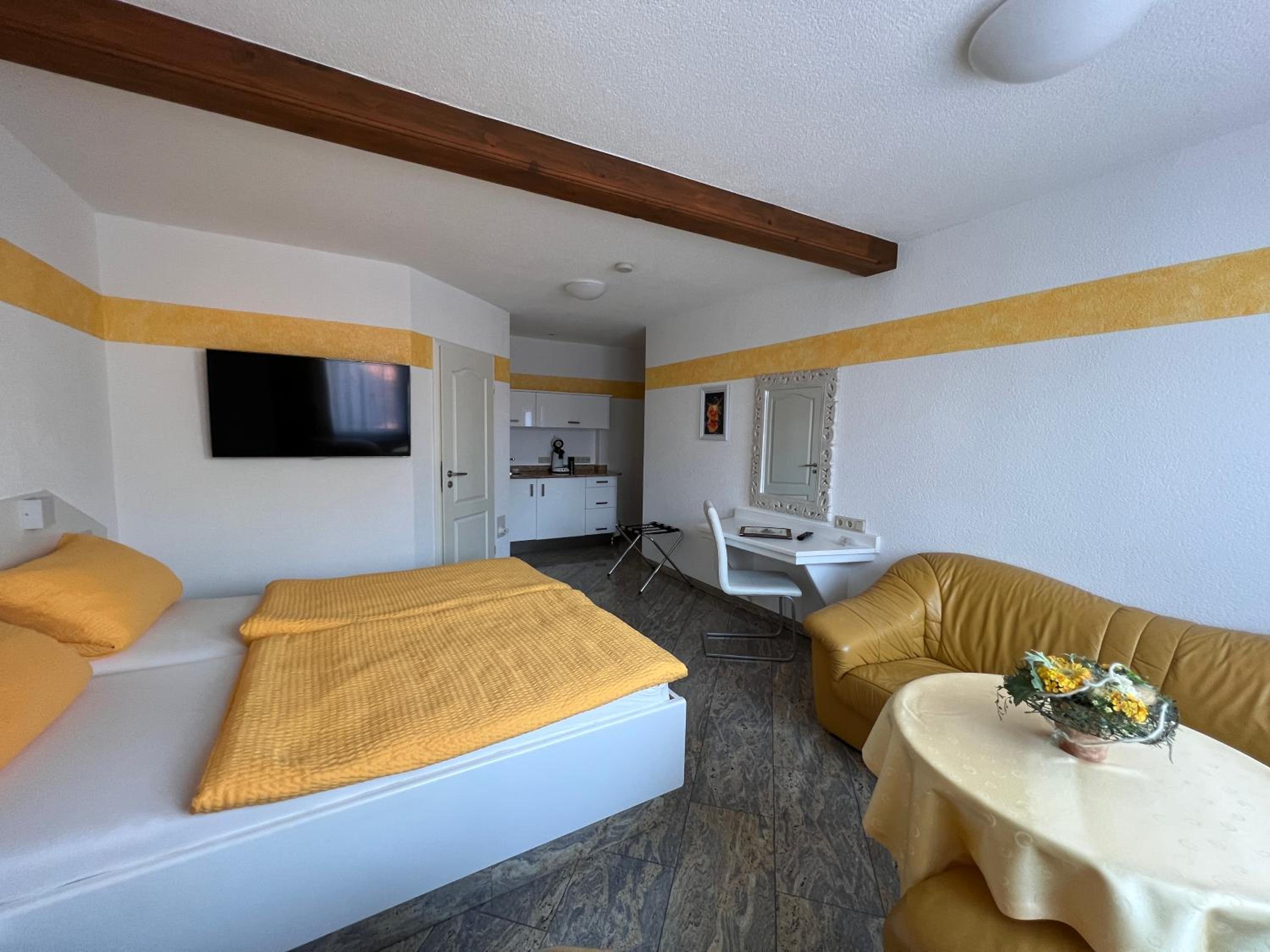 Double Room photo 2