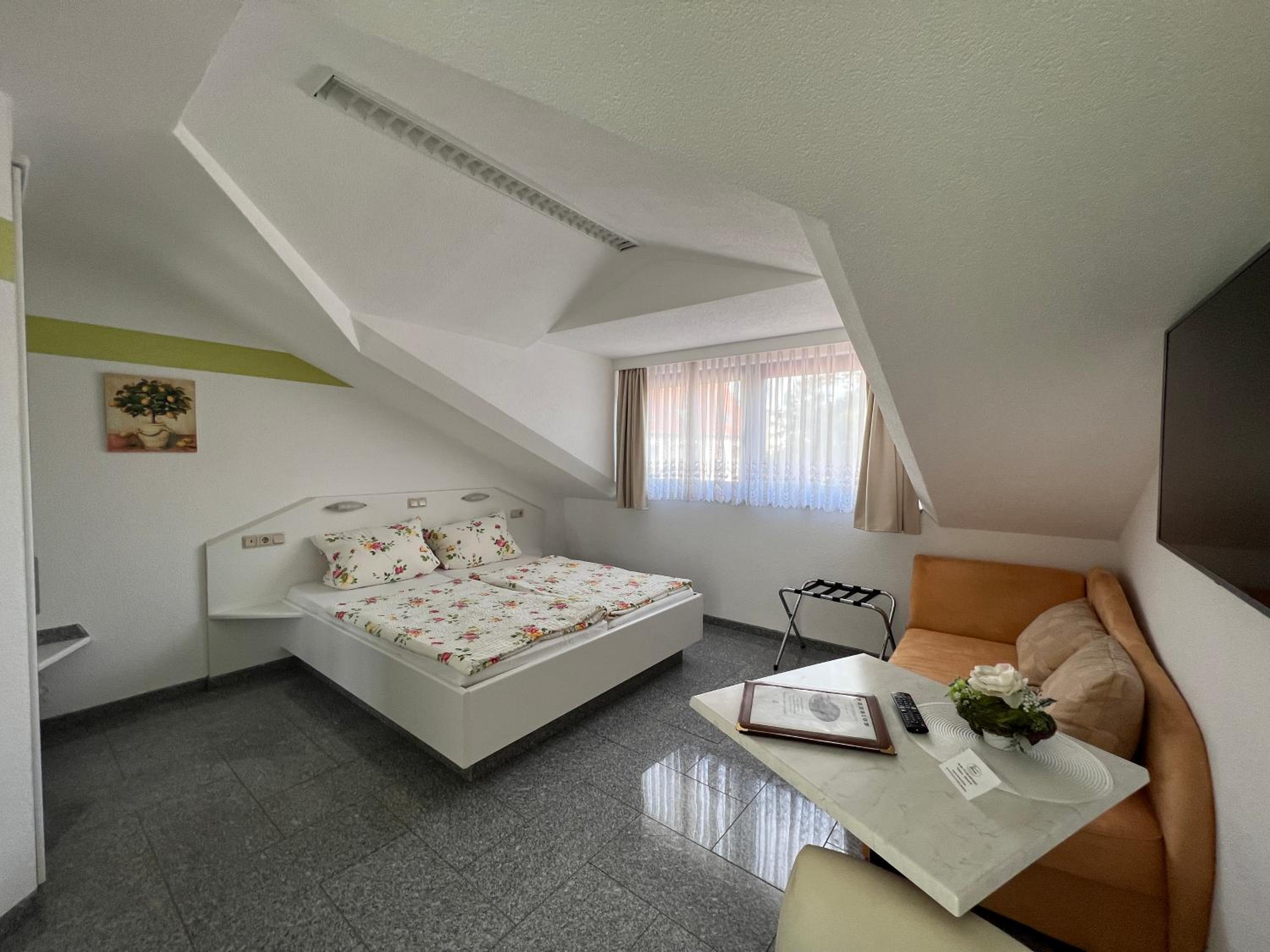 Double Room photo 3