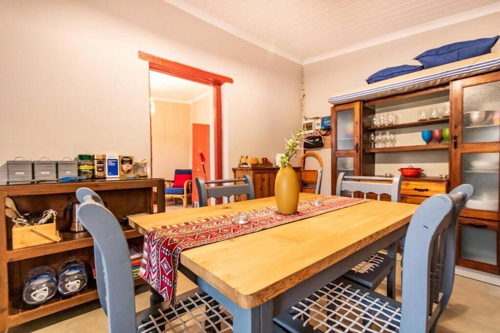 Two-Bedroom House photo 3