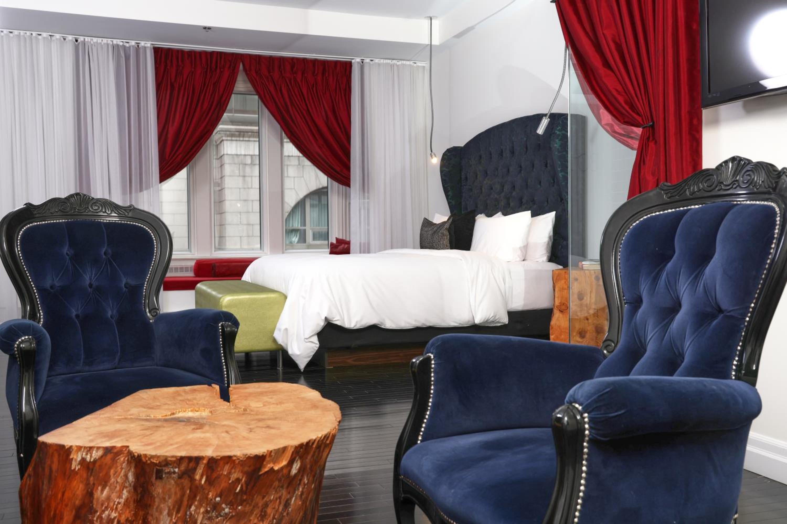Suite thumbnail 5