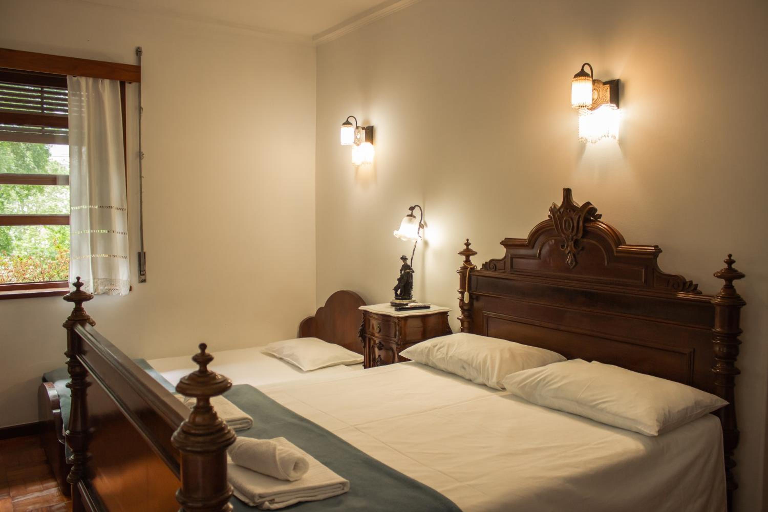 Triple Room with View - Photo 1