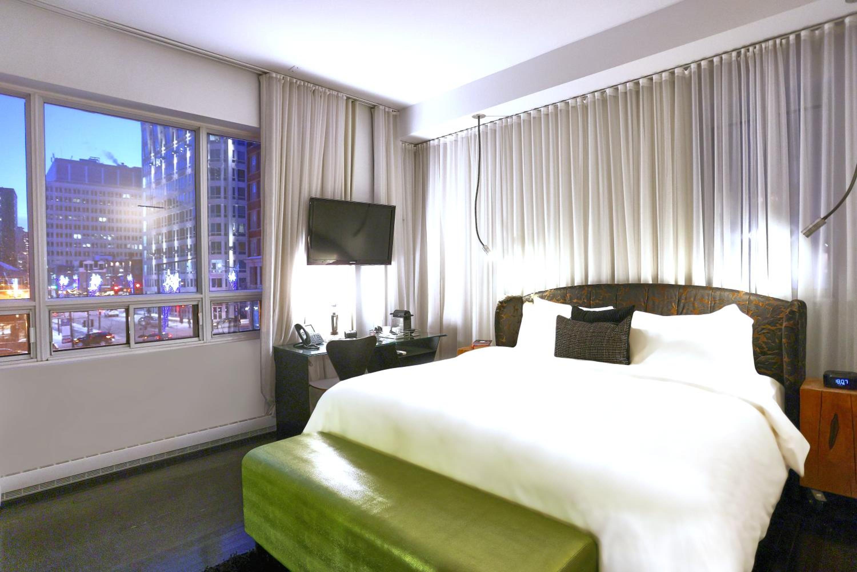 Standard Room, Queen or King