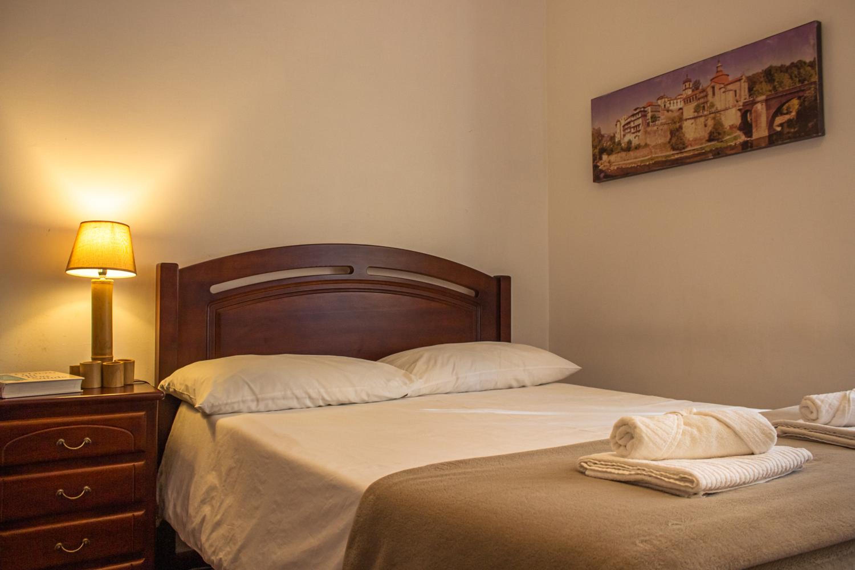 Double Room with Lake View - Photo 1