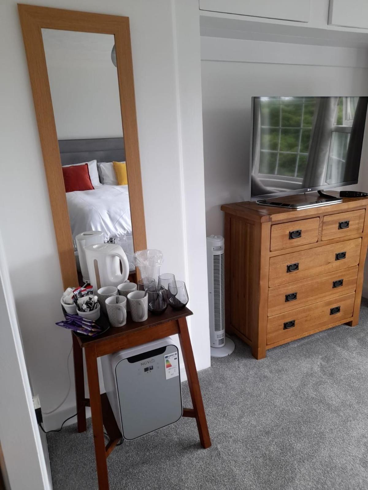 Large Double Room photo 1