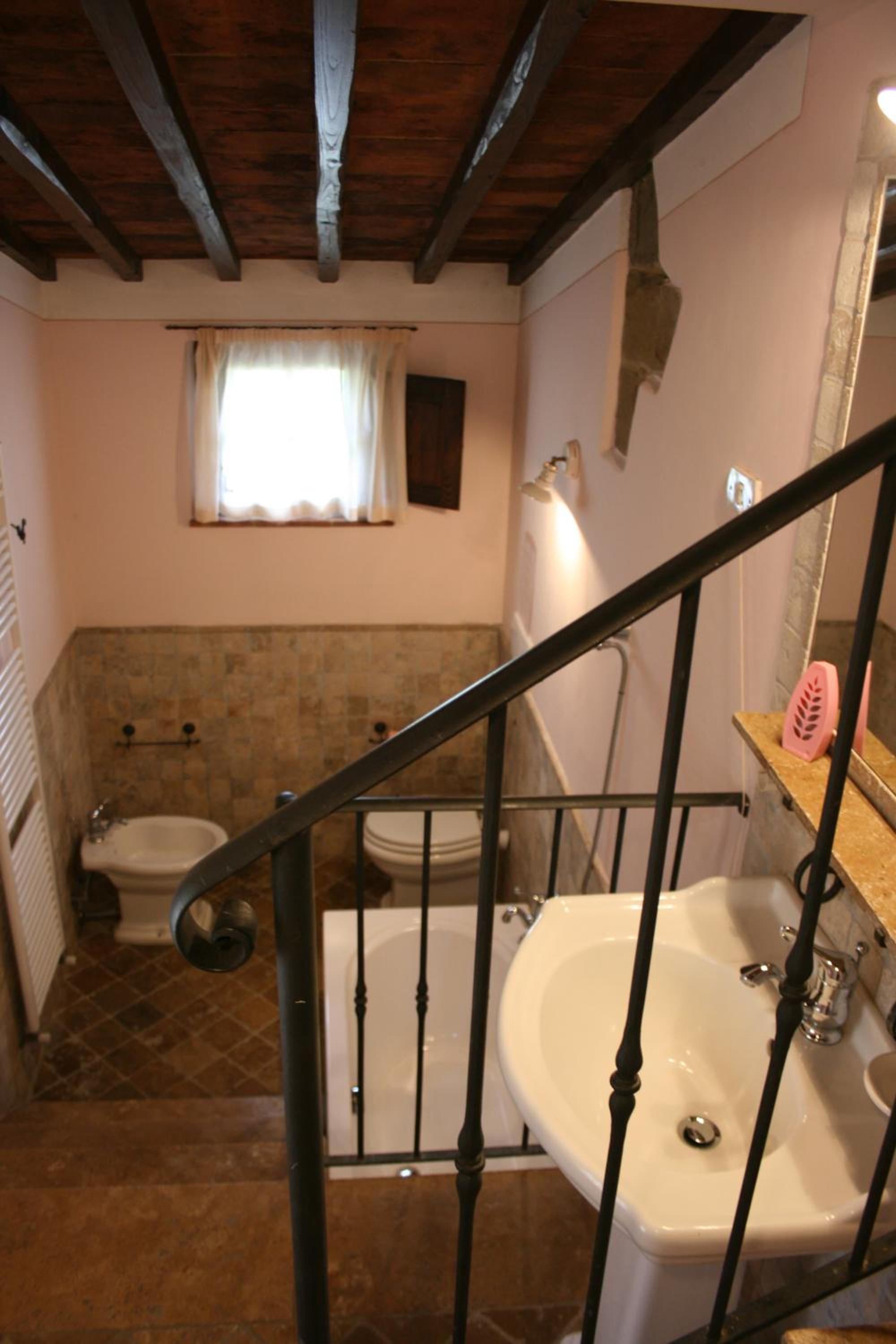 Three-Bedroom Villa - Split Level photo 2