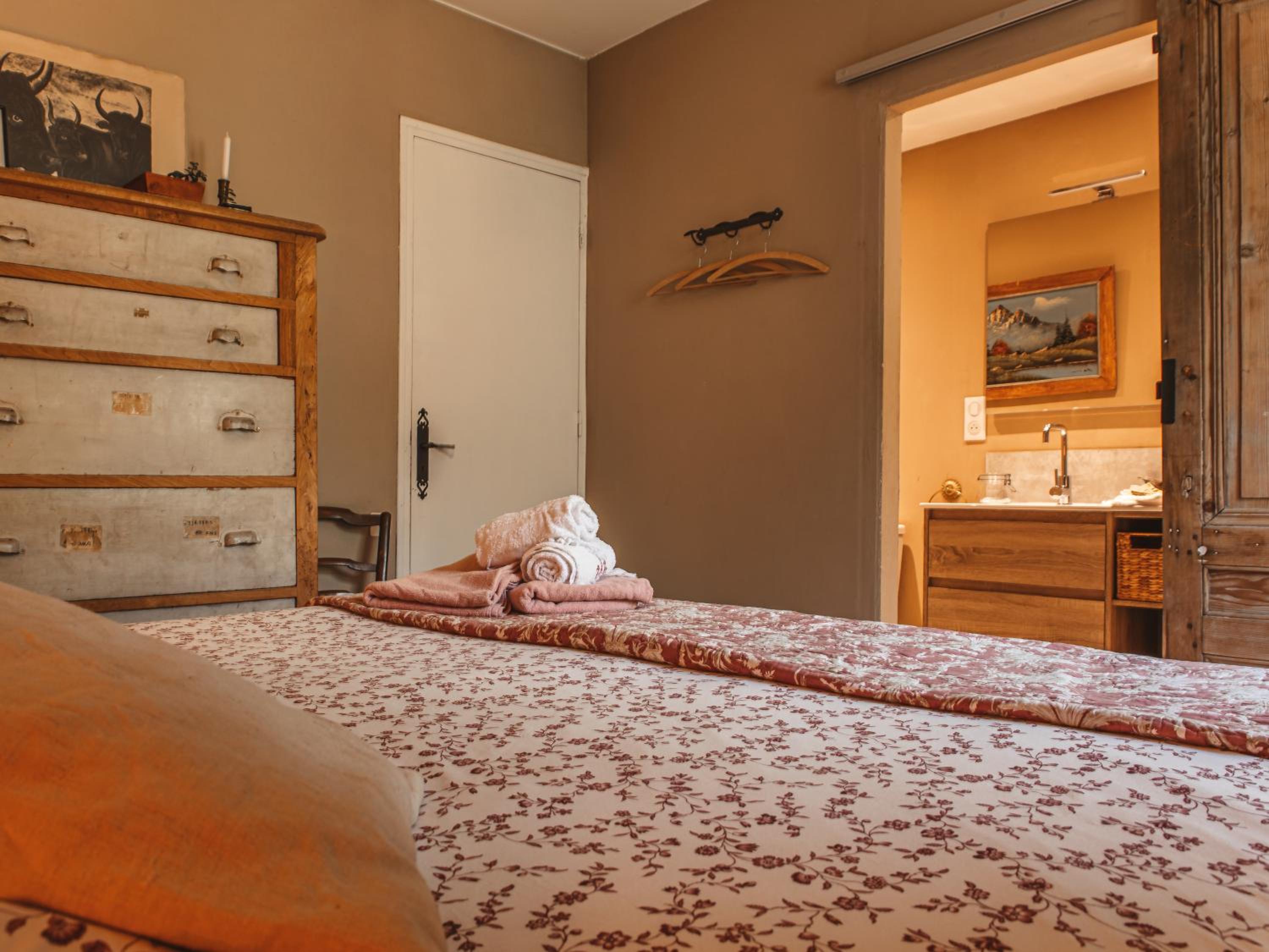 Small Double Room - Photo 1