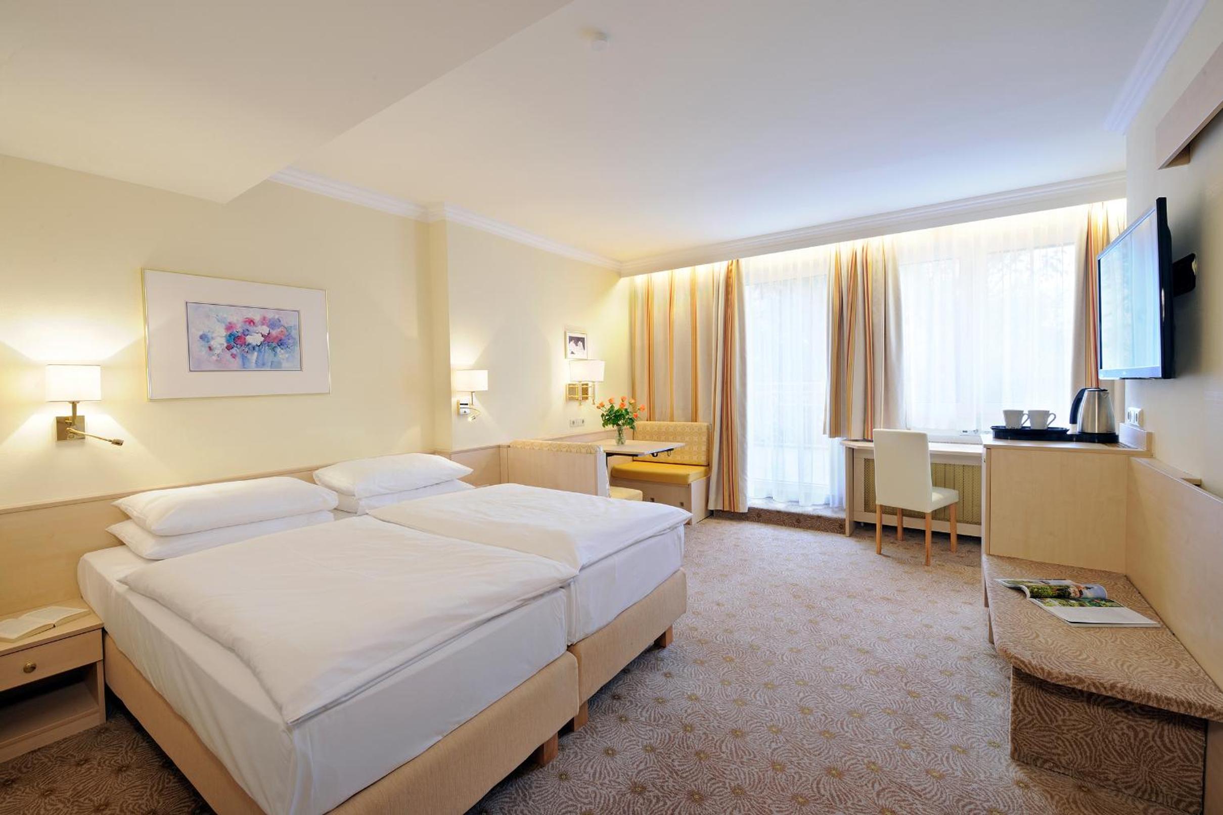 Double or Twin Room - Photo 21