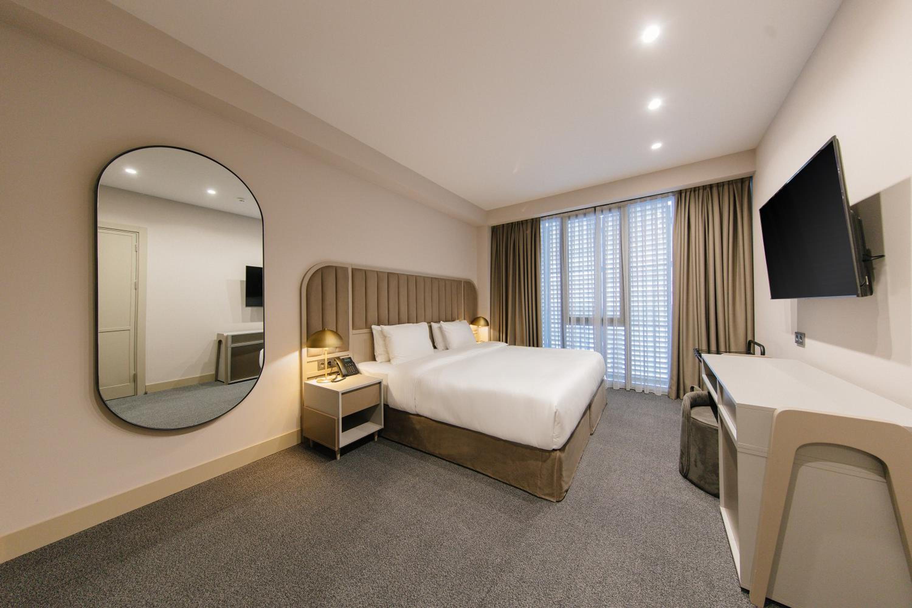 Superior Double or Twin Room - Photo 7