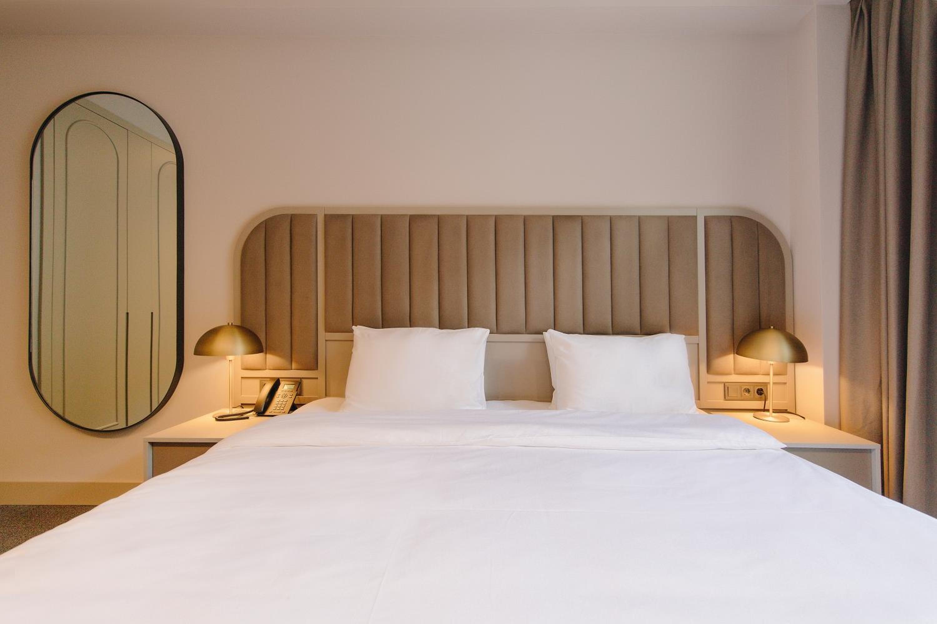 Superior Double or Twin Room - Photo 10