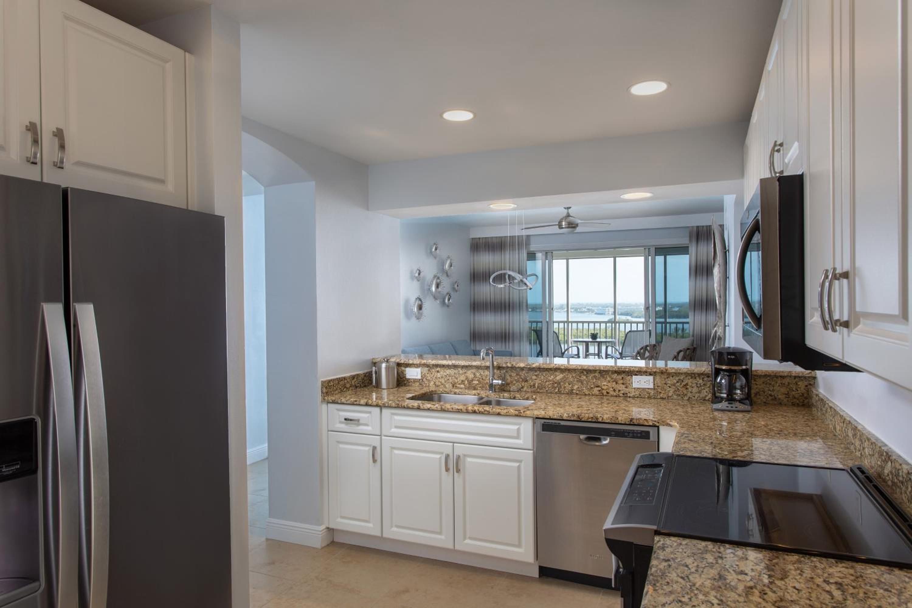 Two-Bedroom Suite - Photo 10