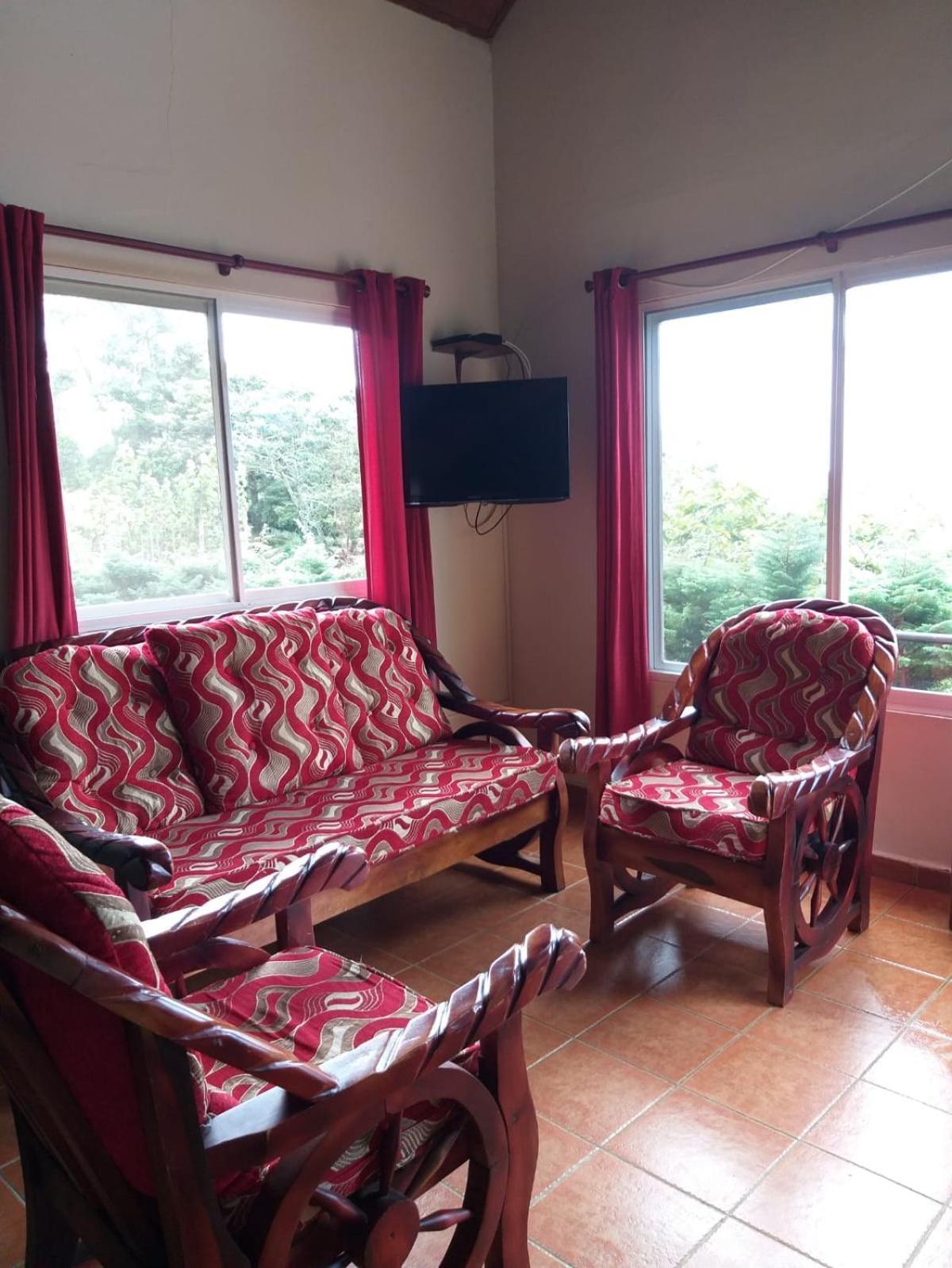 Two-Bedroom Bungalow photo 1