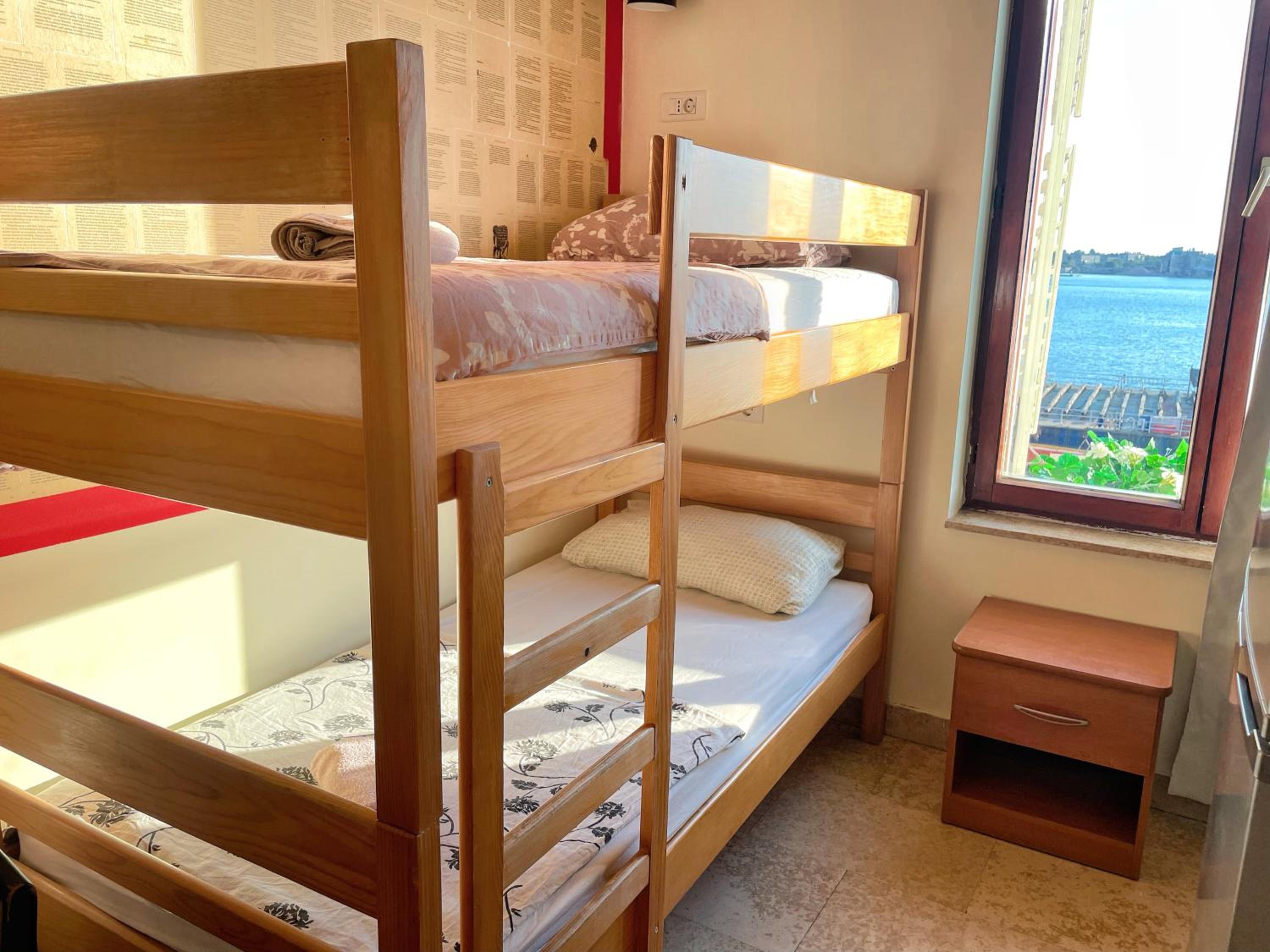 Standard Triple Room with Sea View photo 3