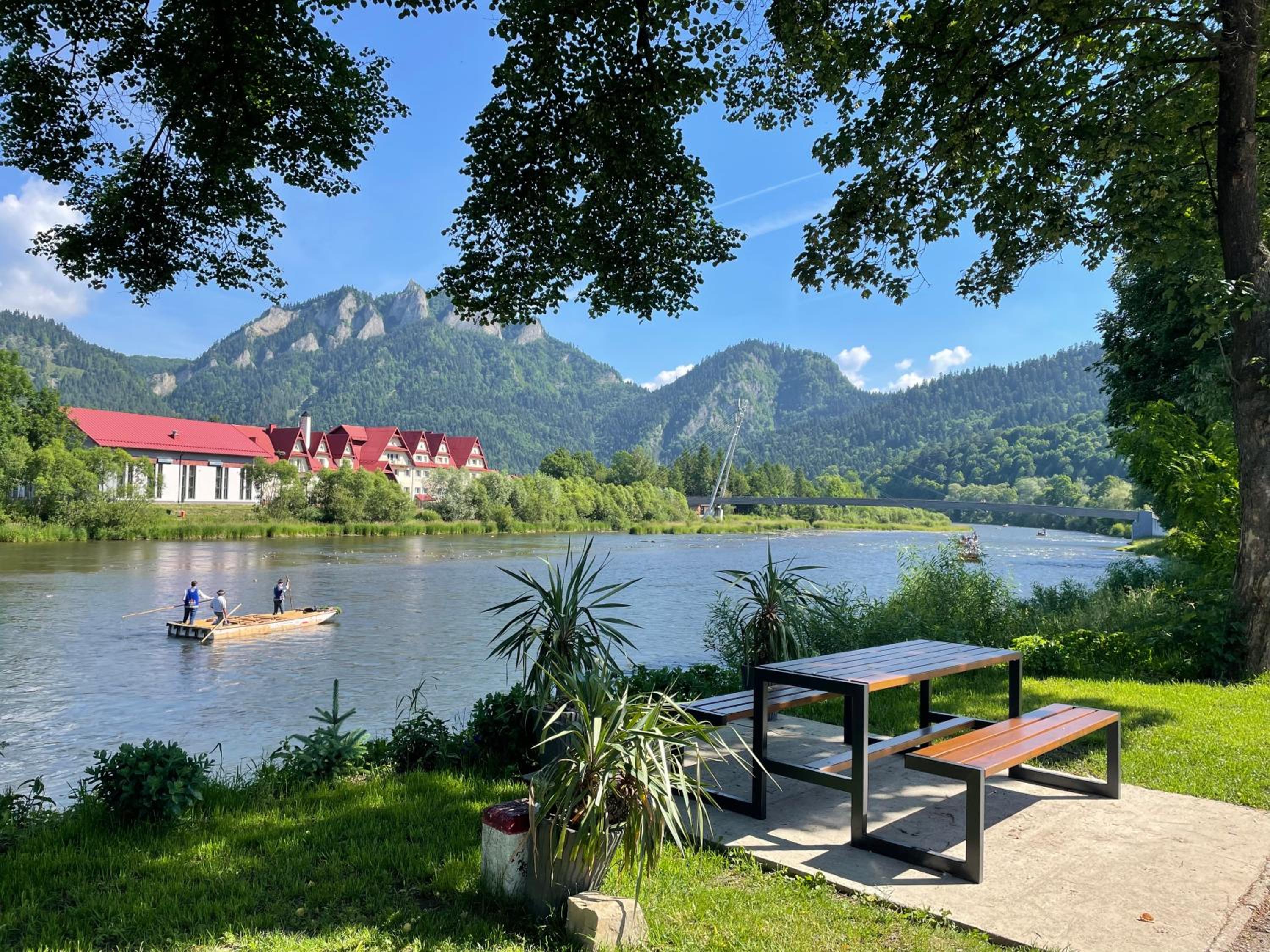 Apartment with Mountain View photo 3