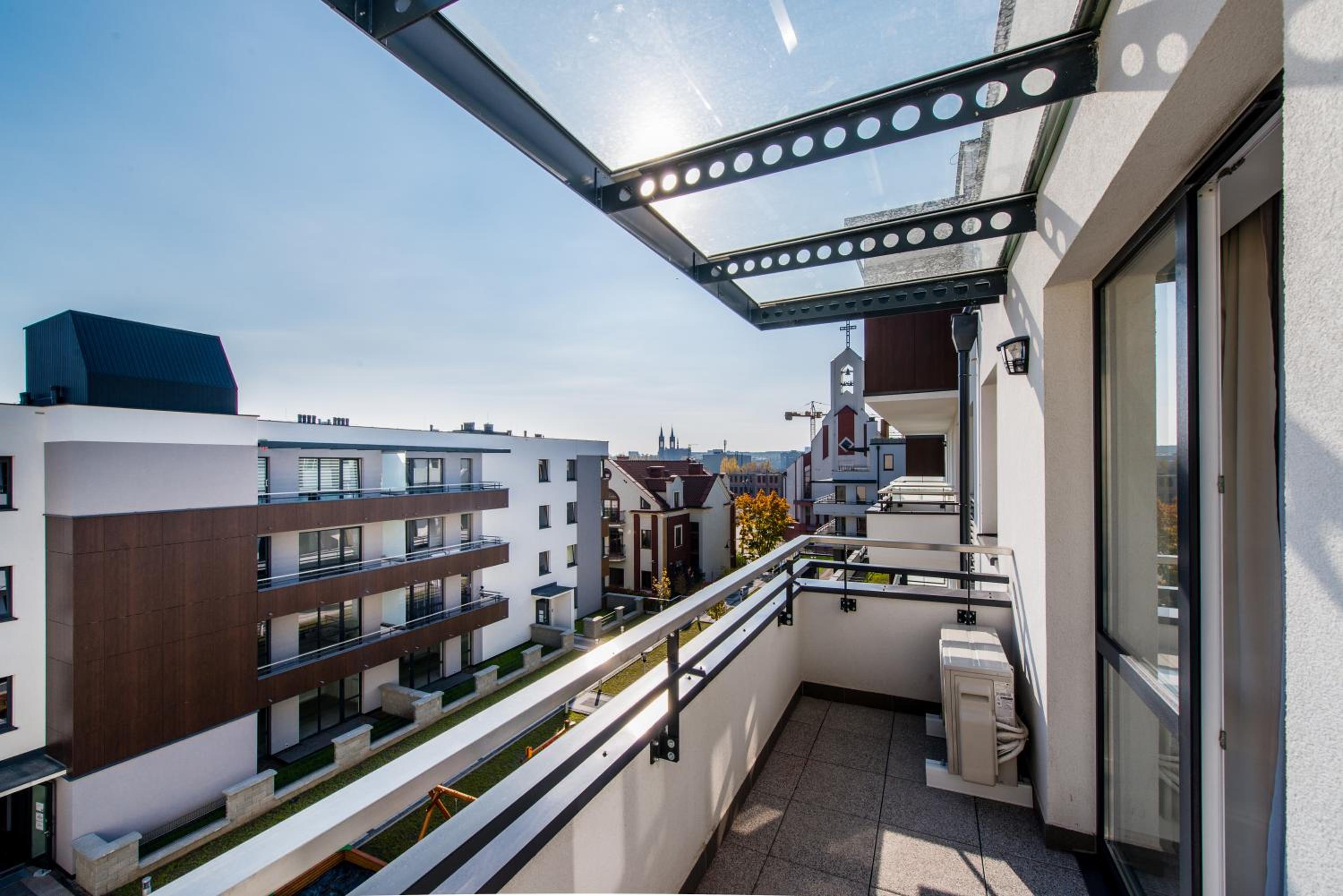 Executive Apartment - Photo 15