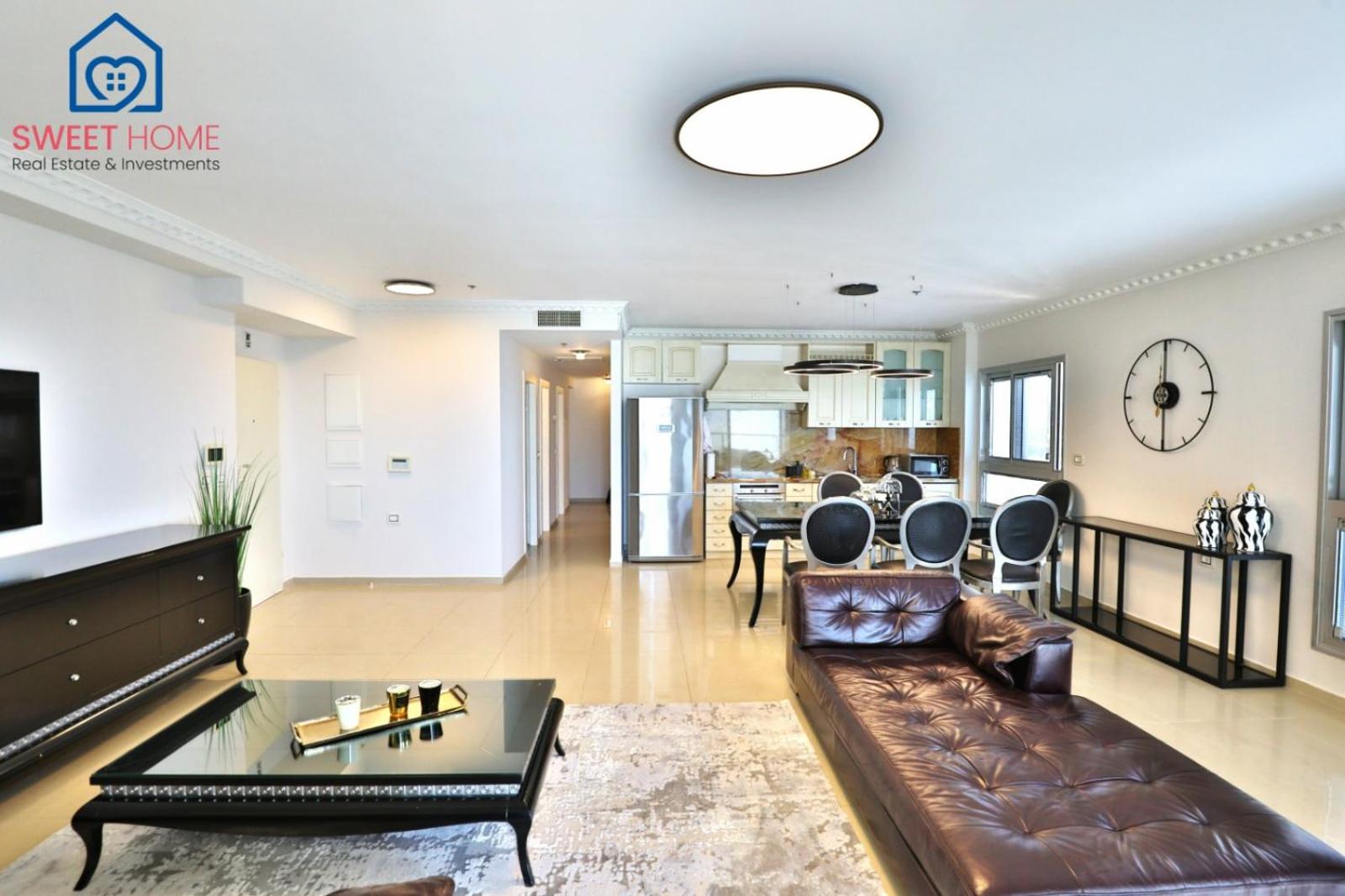 Apartment photo 3