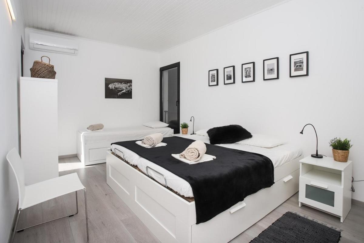 Villa photo 1