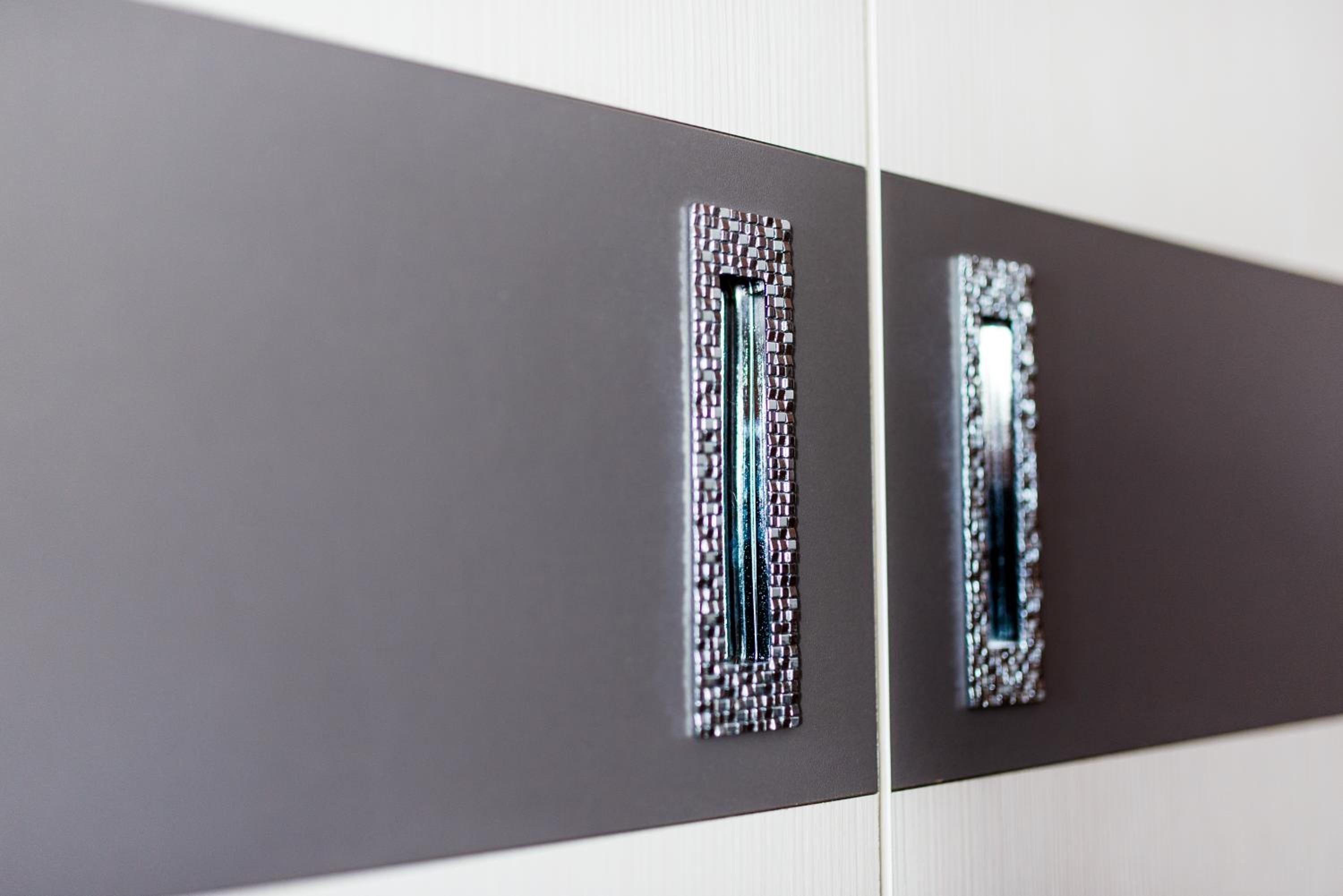 Executive Apartment - Photo 7