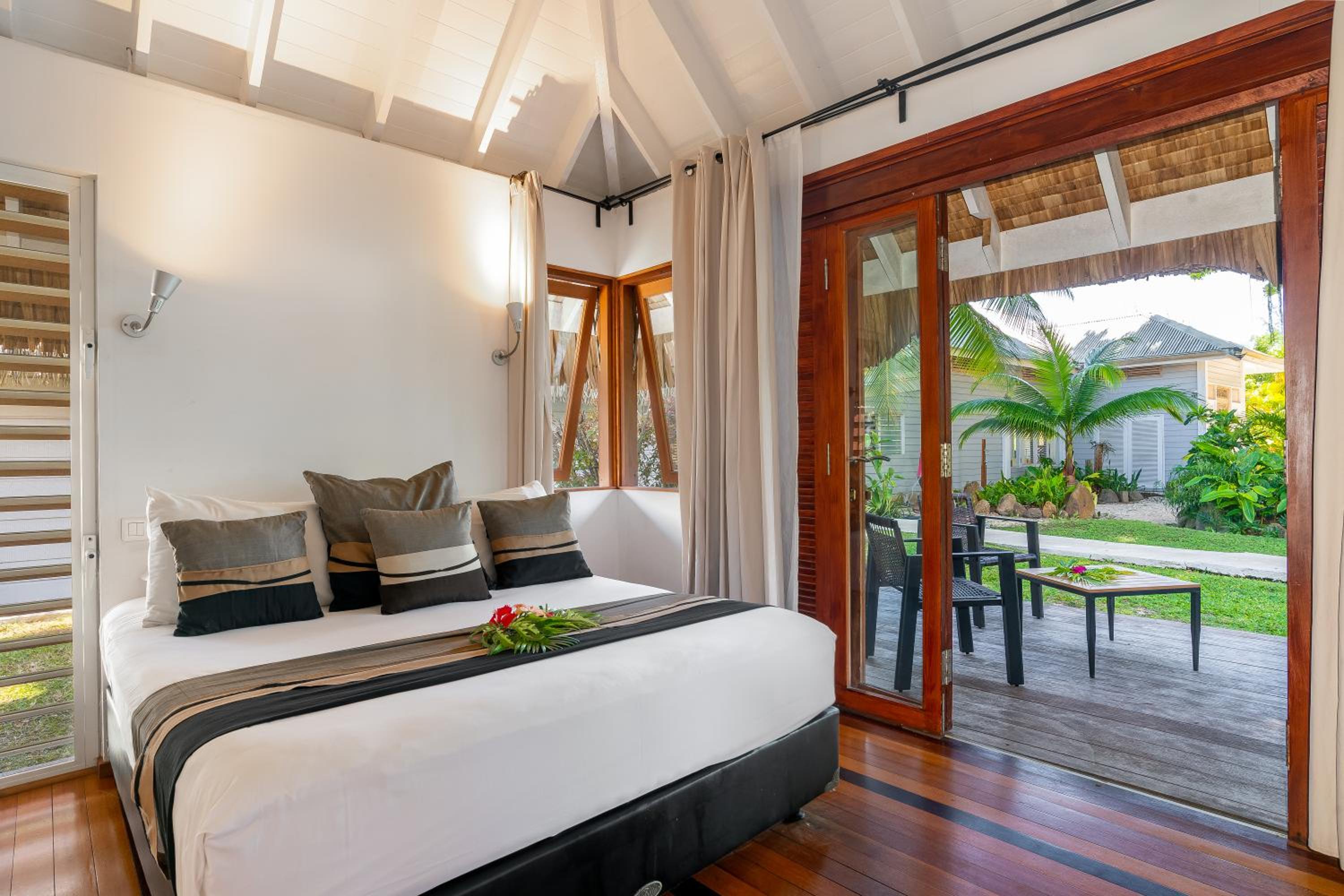 Bungalow with Garden View photo 1