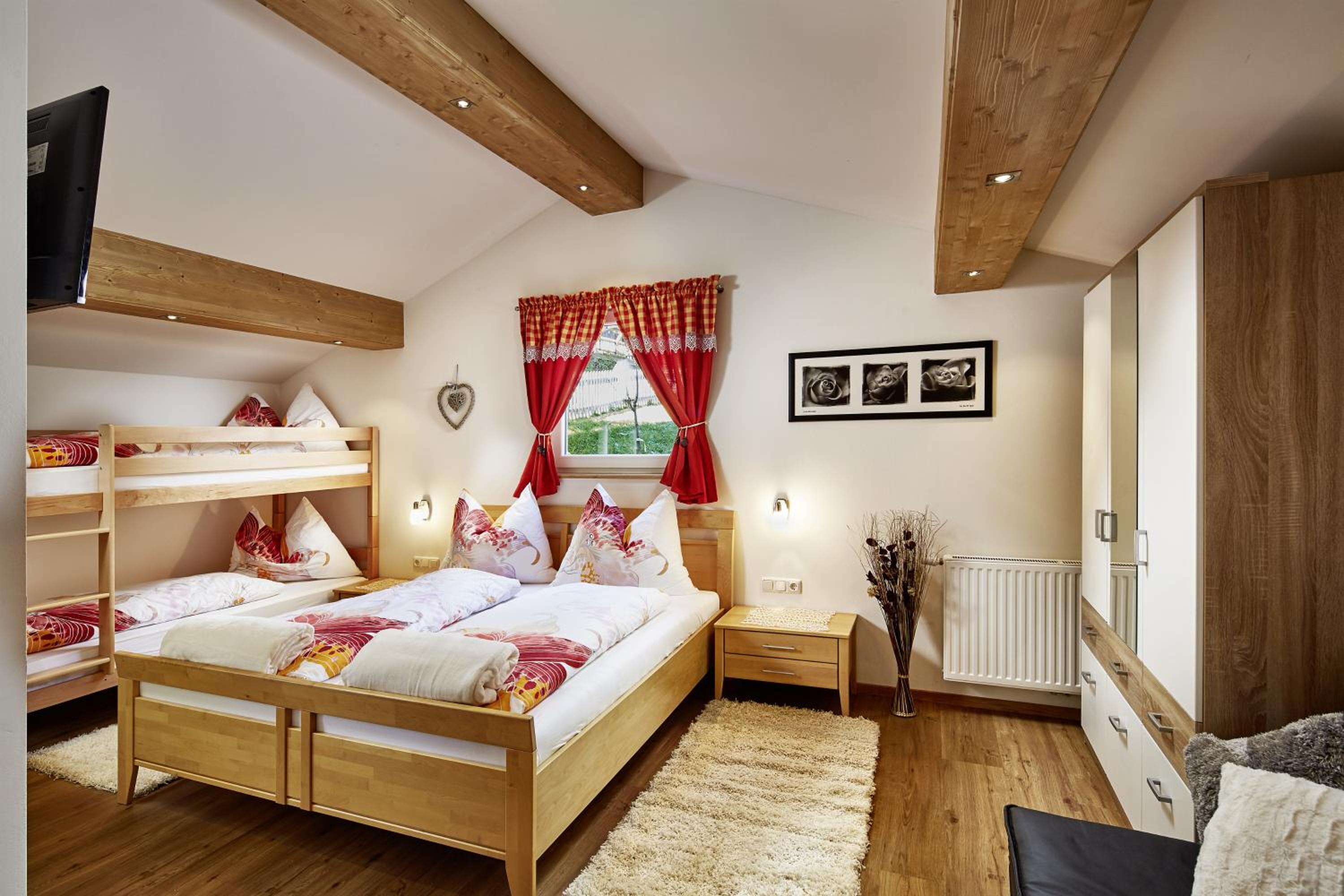 Chalet photo 1