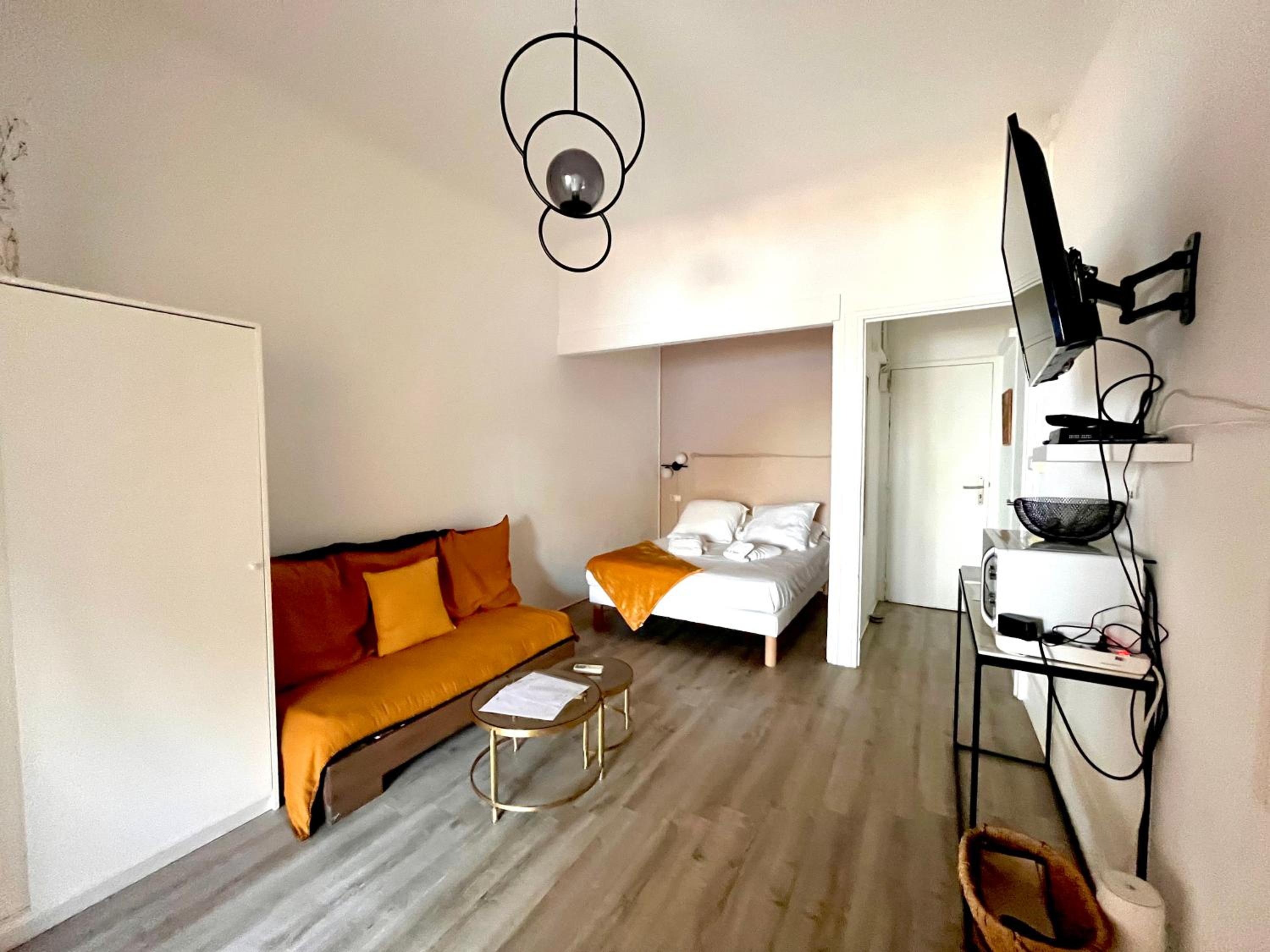Studio (2 Adults) photo 1