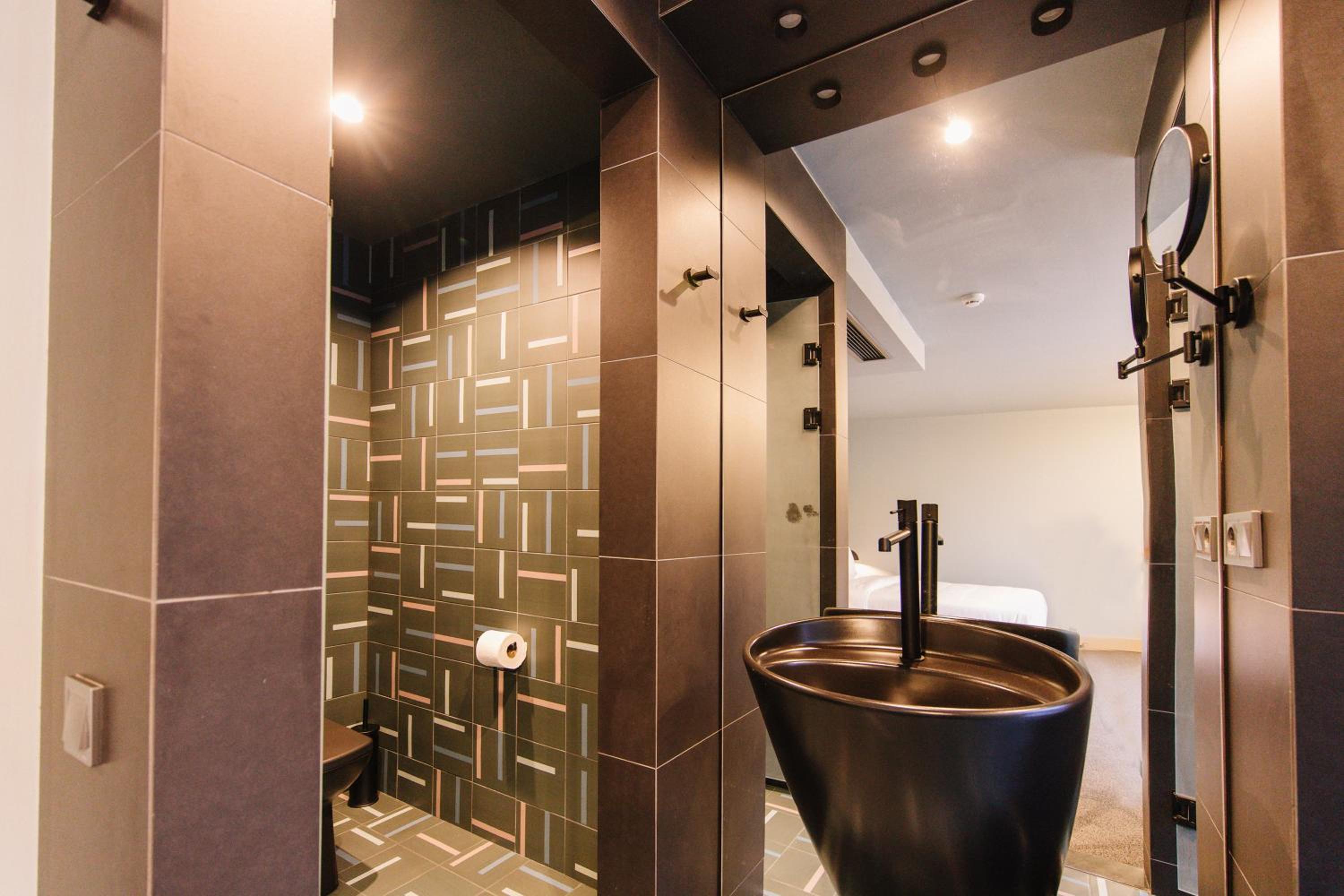 Suite with Terrace - Photo 7