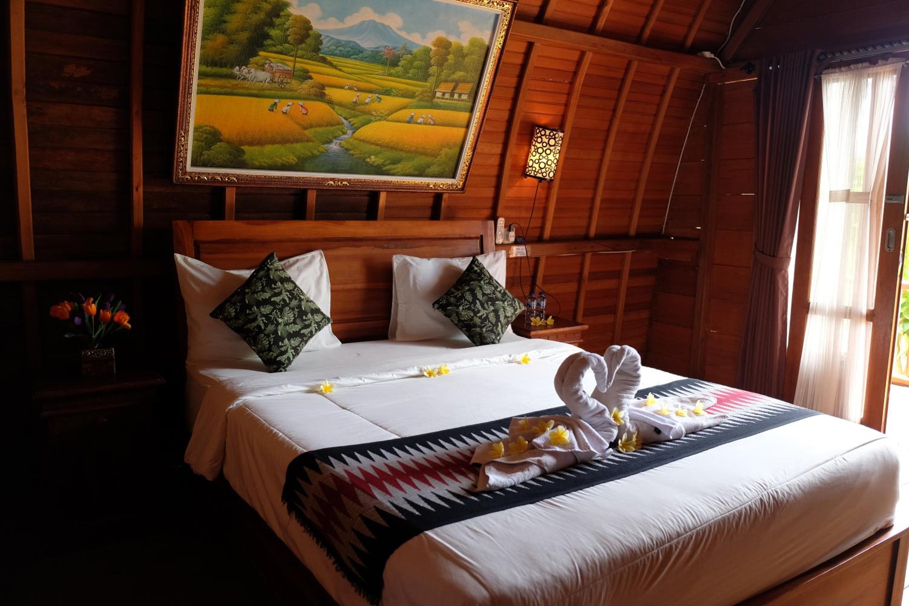 One-Bedroom Bungalow - Photo 1