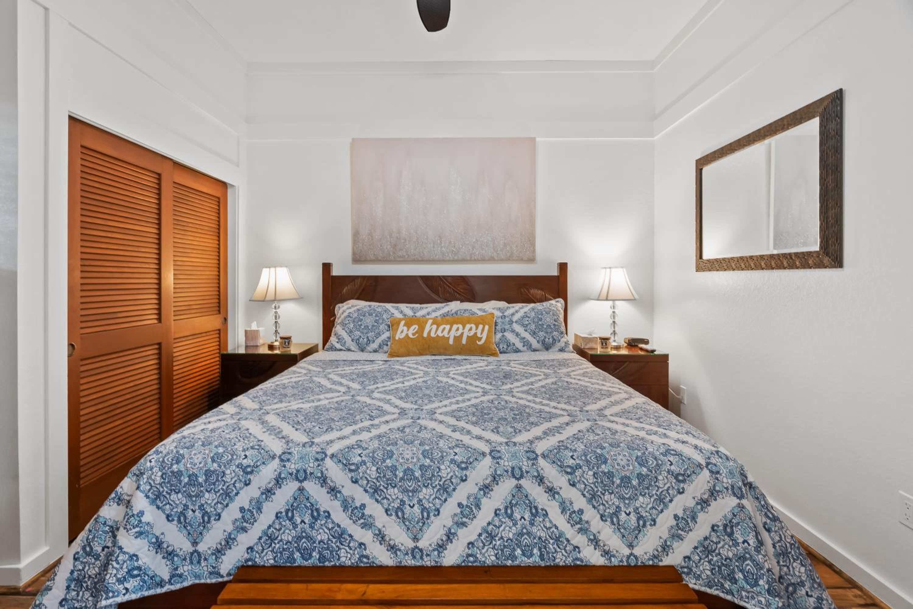 One-Bedroom Apartment - Photo 6