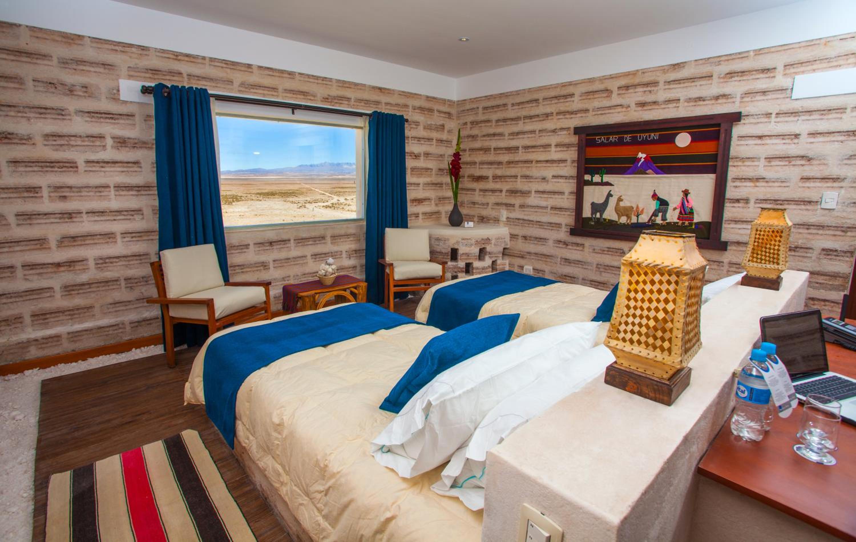 Deluxe Twin Room with Mountain View photo 2