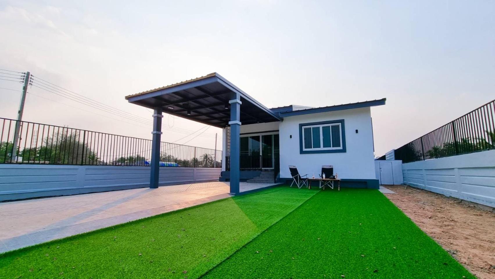 Two-Bedroom Villa - Photo 11