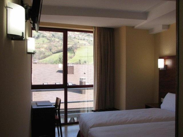 Double or Twin Room - Photo 1