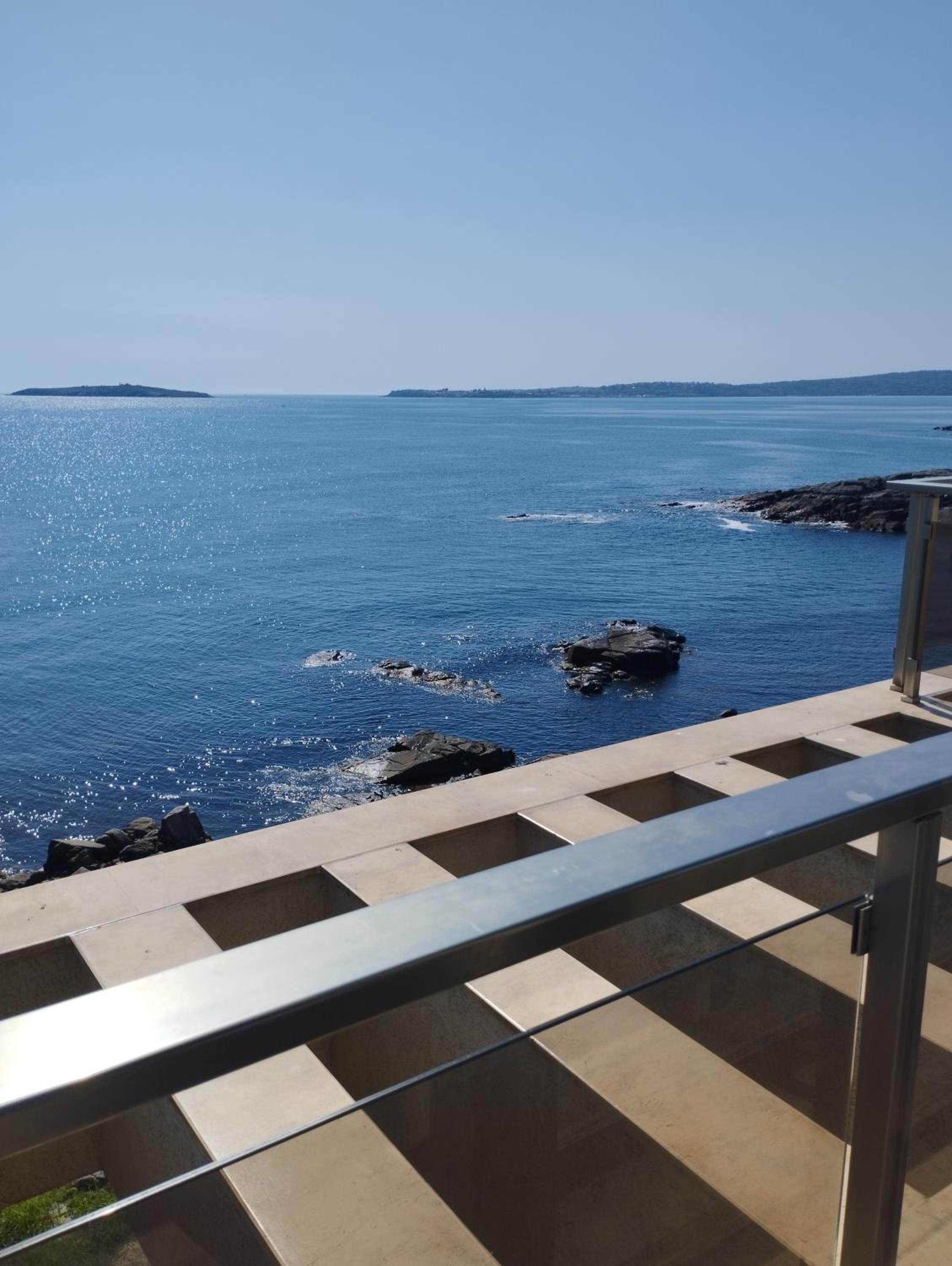 Two-Bedroom Apartment with Sea View photo 2