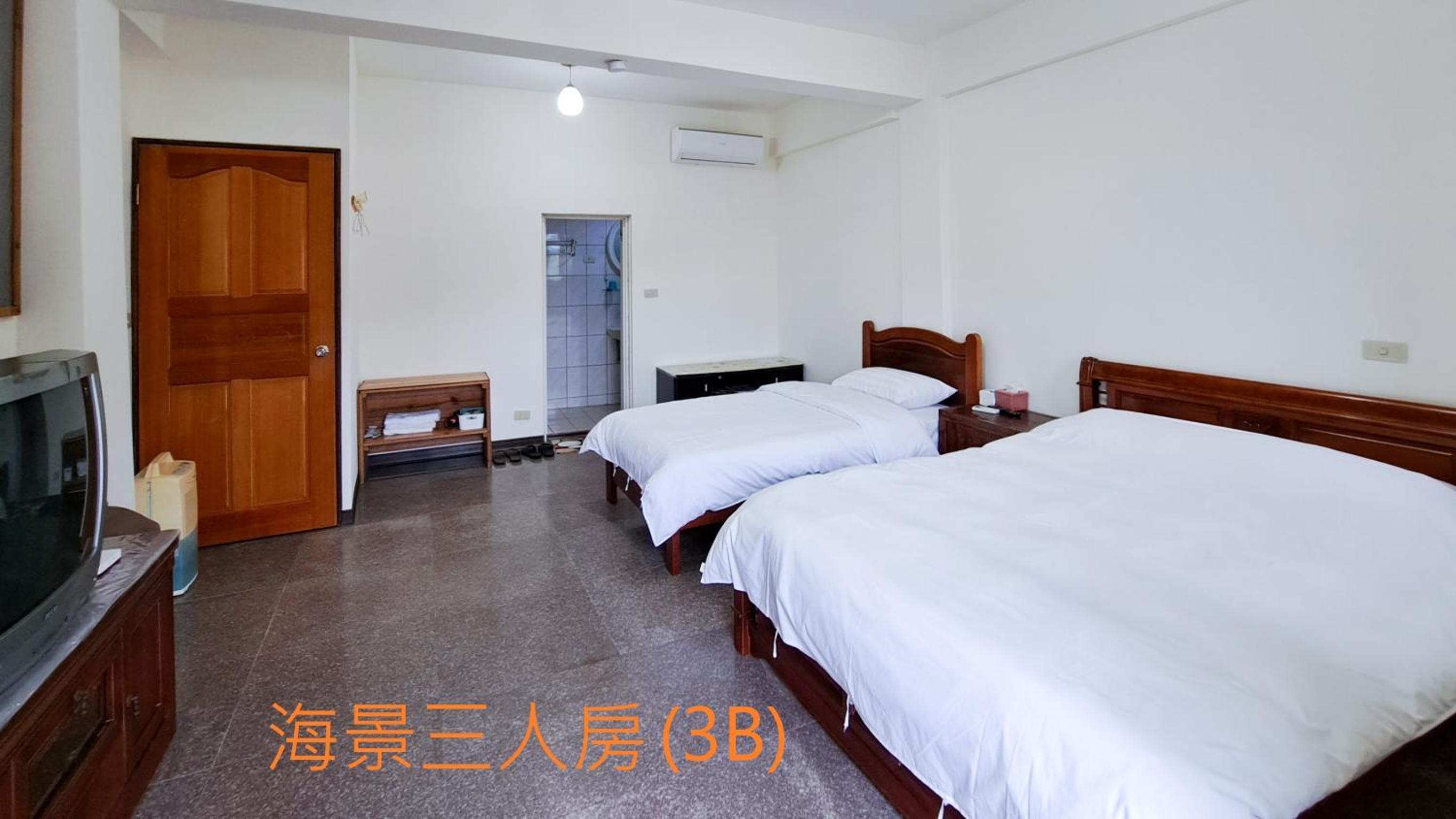 Standard Triple Room with Sea View photo 1