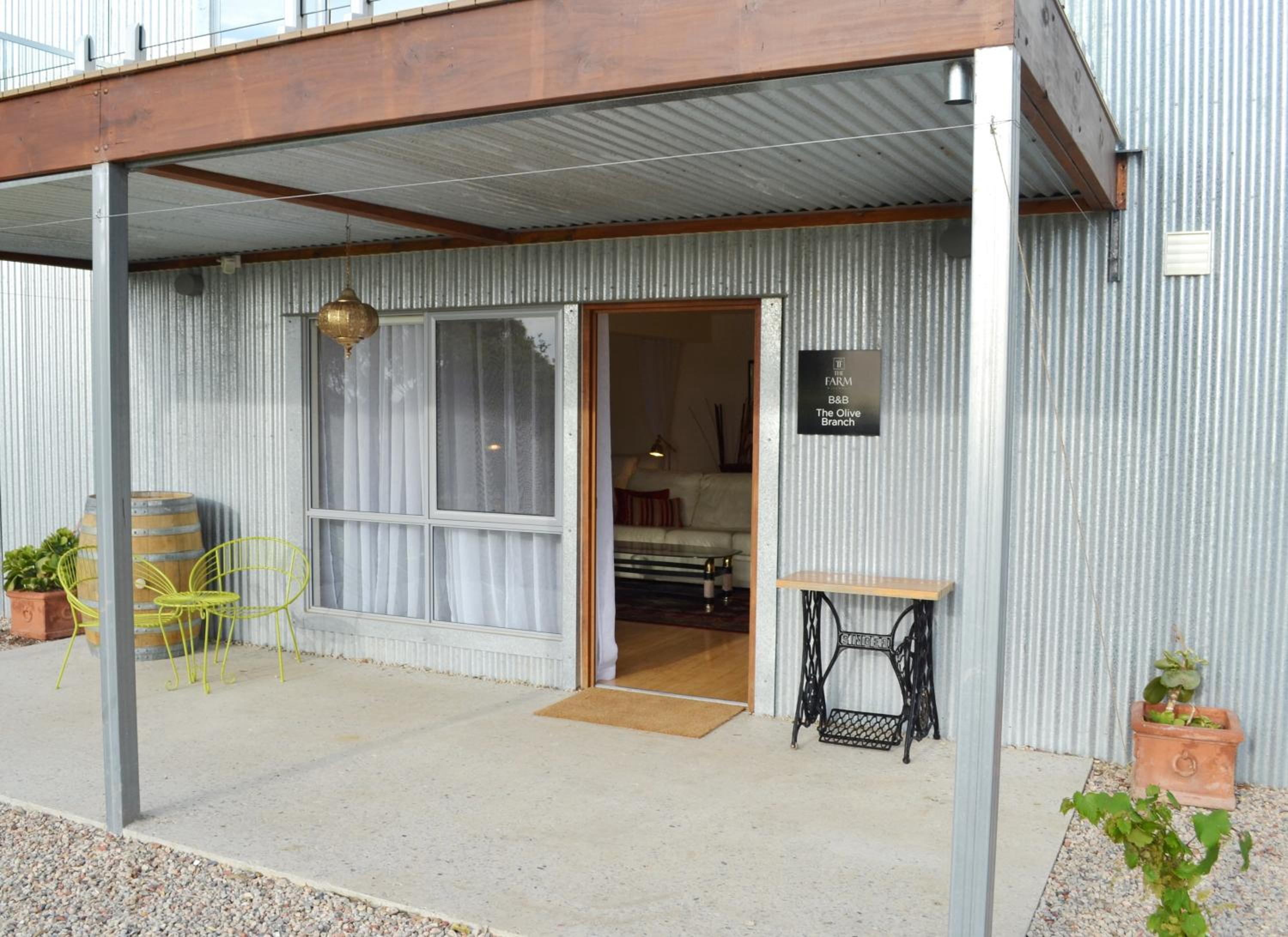 One-Bedroom Apartment - The Olive Branch photo 3