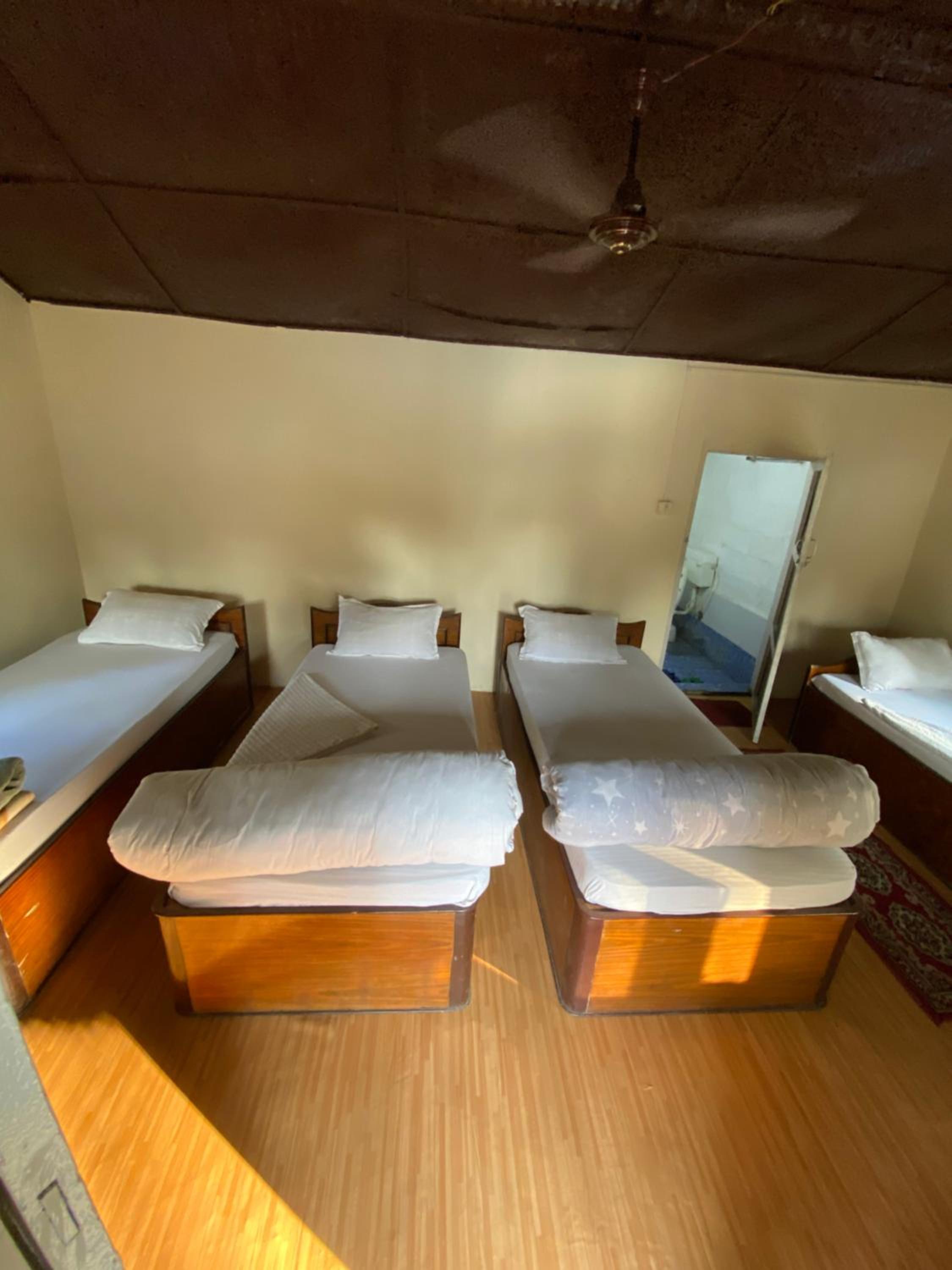 4-Bed Mixed Dormitory Room photo 2