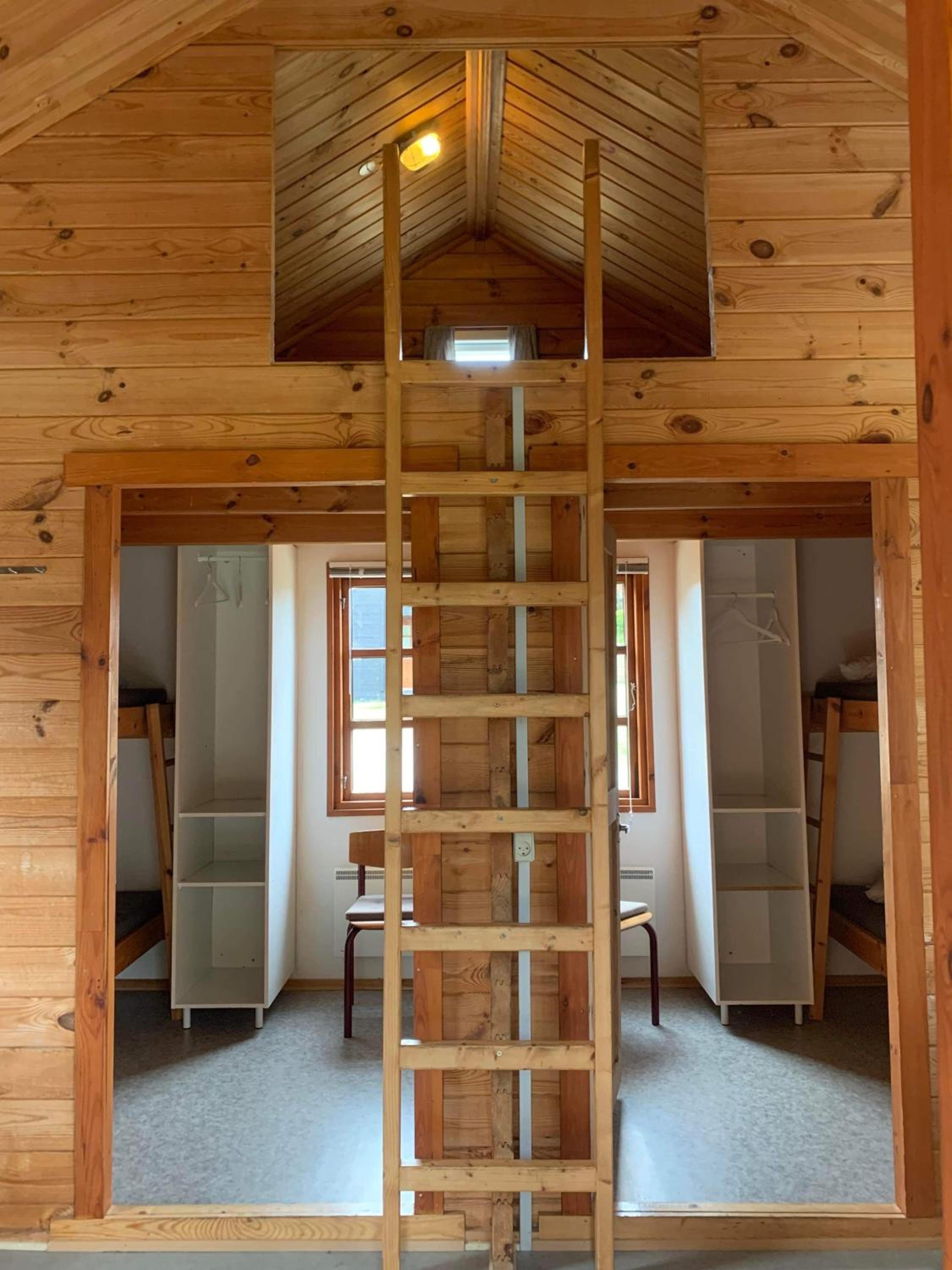 Cottage - Photo 1
