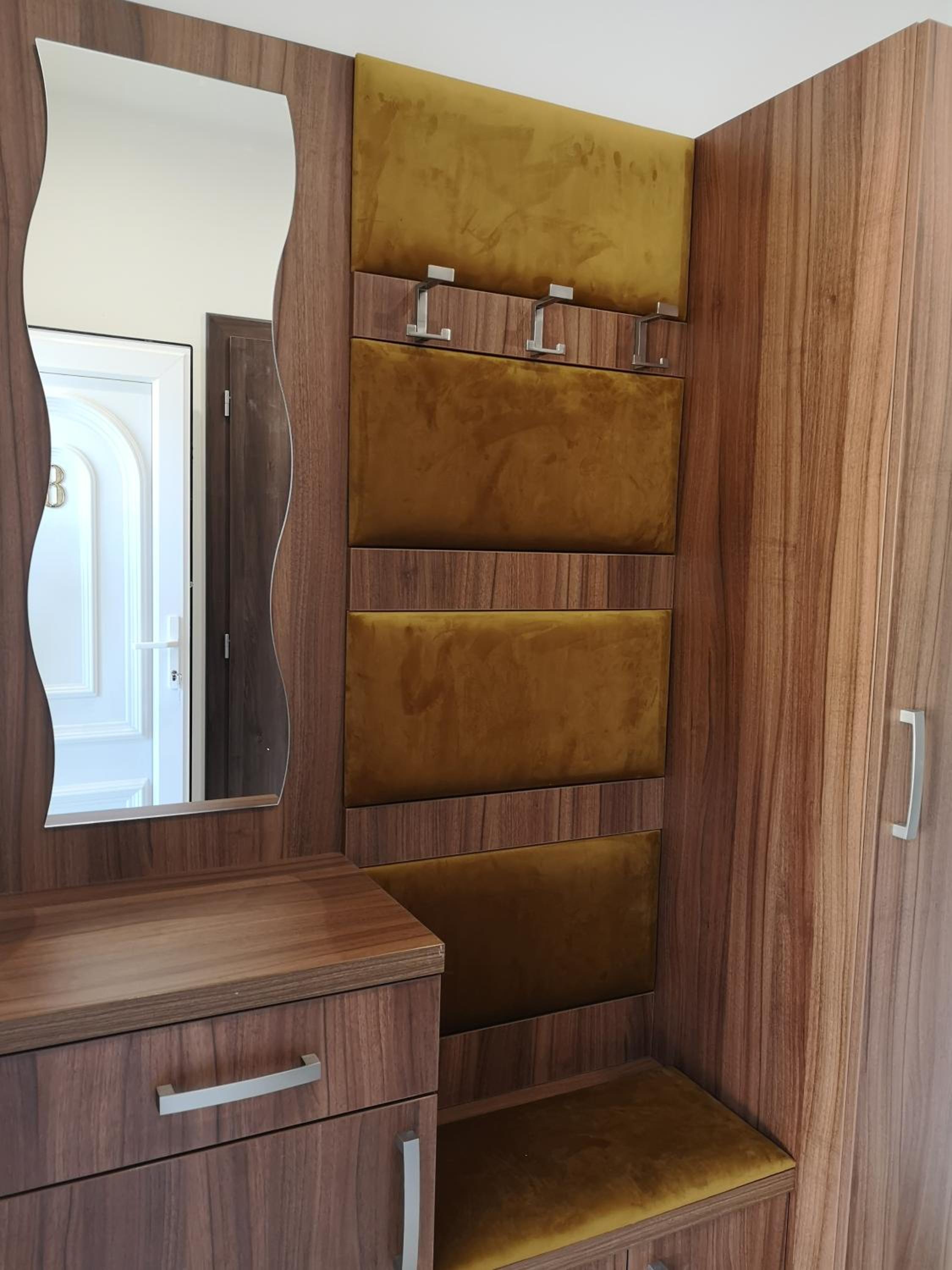 Triple Room with Lake View - Photo 4