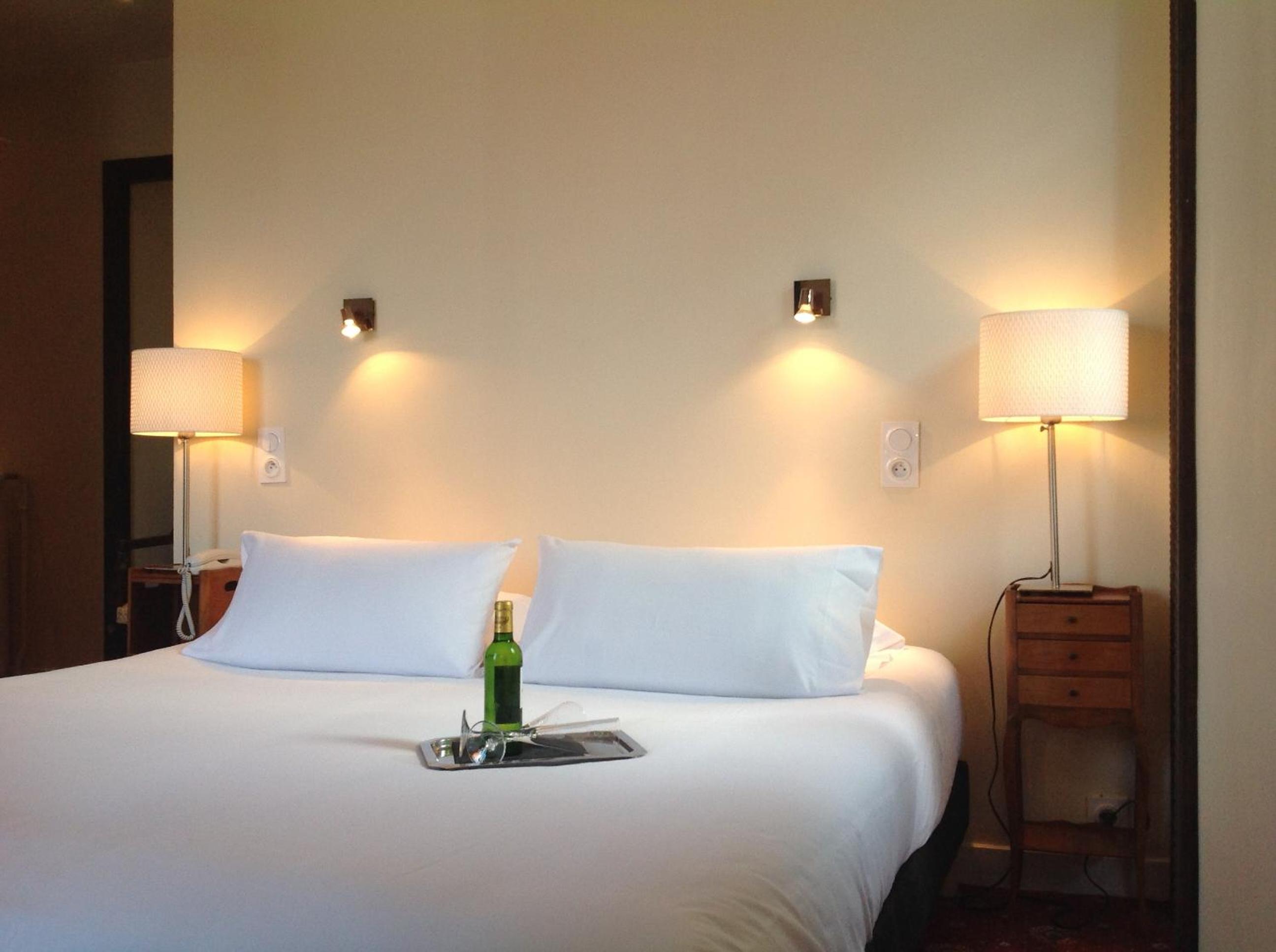 Standard Double Room - Photo 1