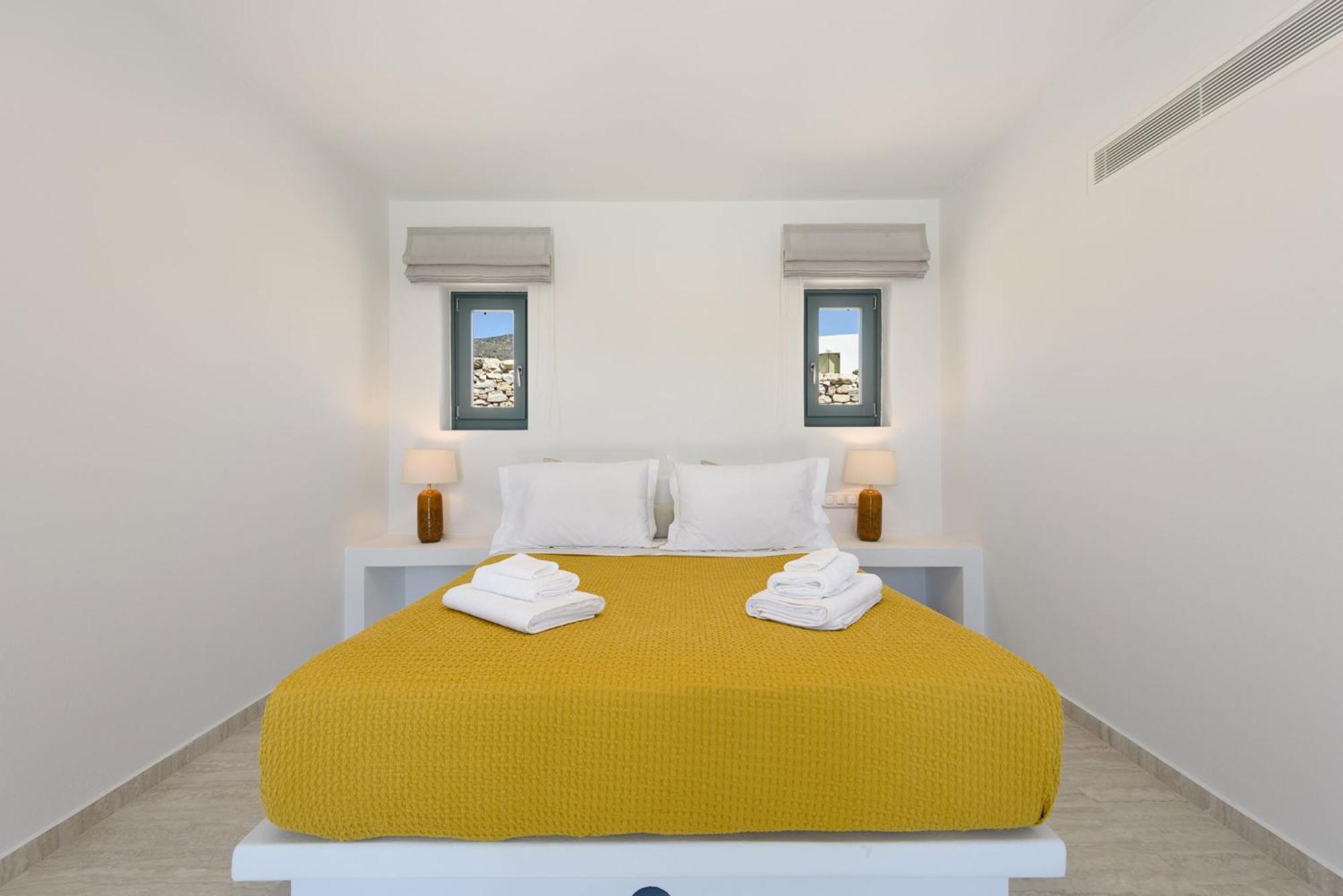 Three-Bedroom Villa photo 3