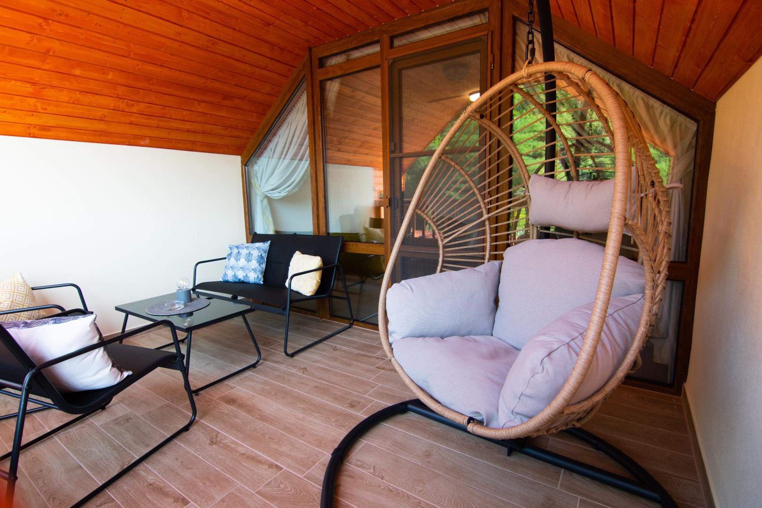 Superior Apartment - Photo 13