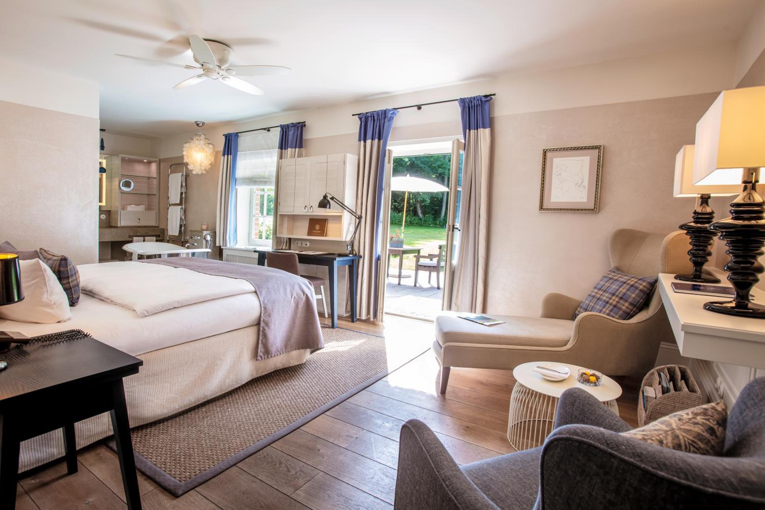 Double Room with Terrace photo 2