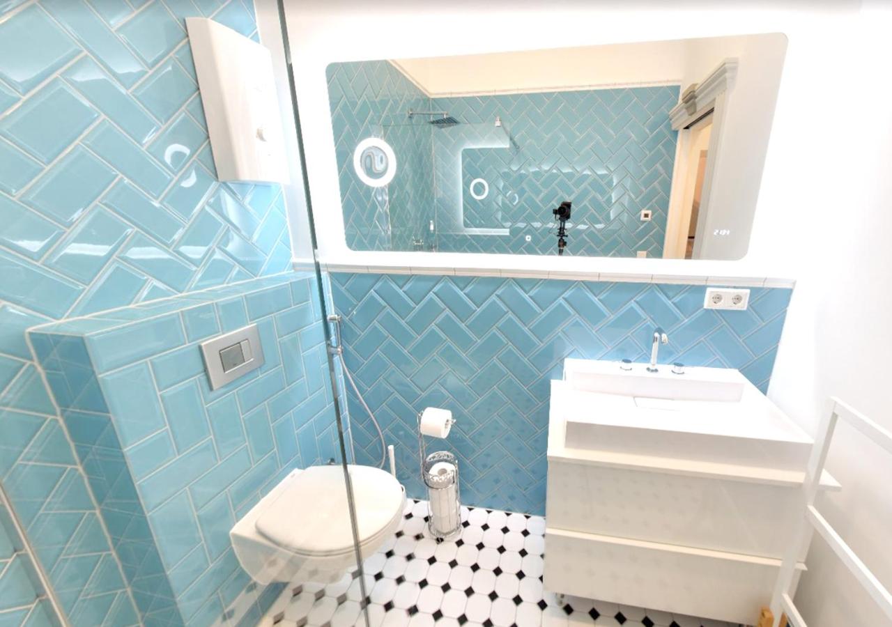 Apartment photo 2